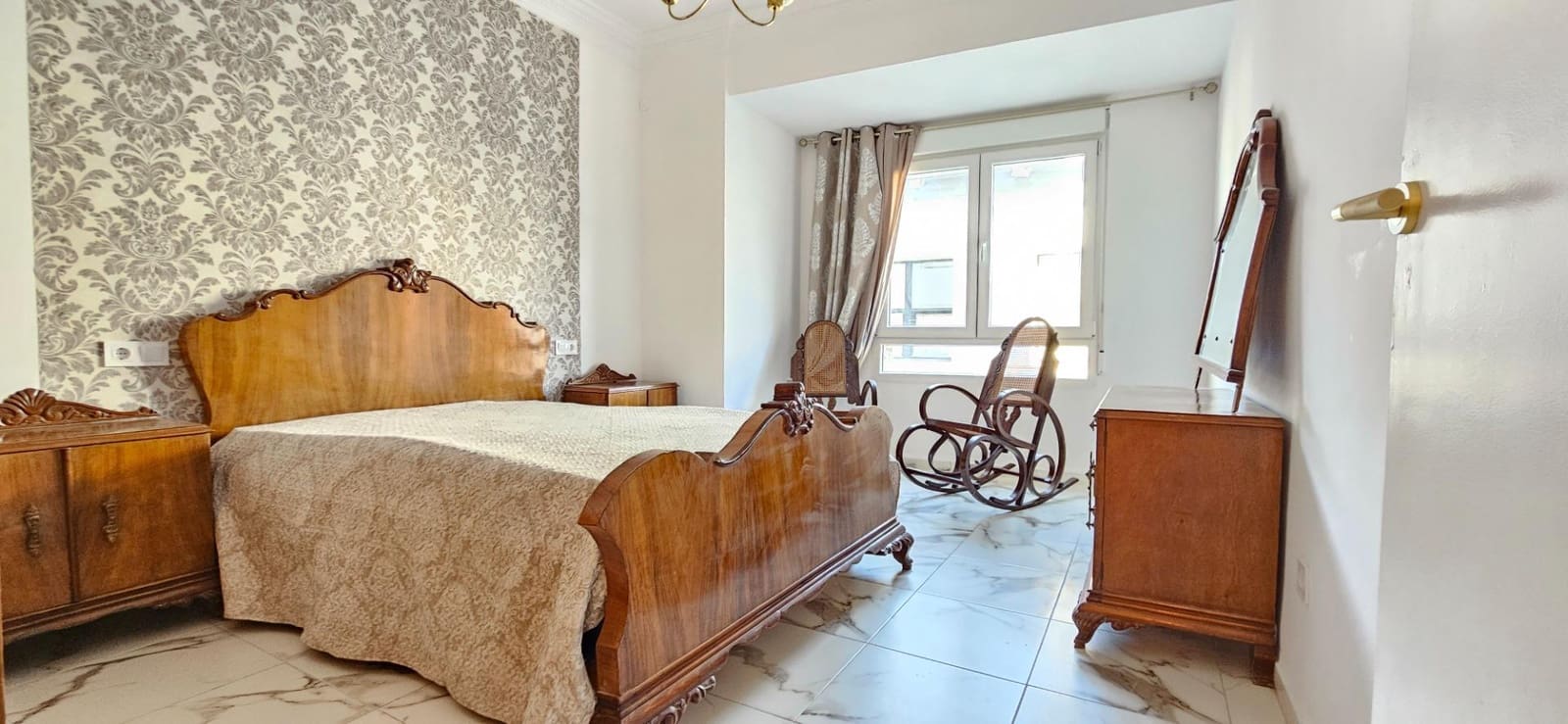 3 makuuhuone Asunto myytävänä paikassa Oliva - 125 000 € (Ref: 9446298)