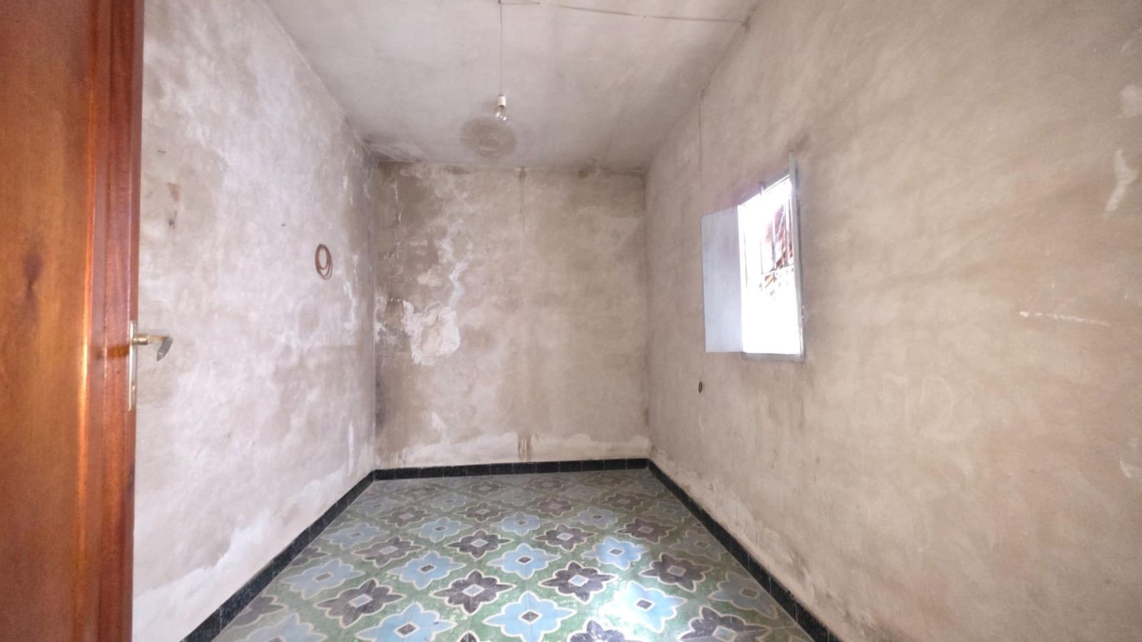 Casa de 4 habitaciones en Bellreguard en venta - 89.900 € (Ref: 9470760)