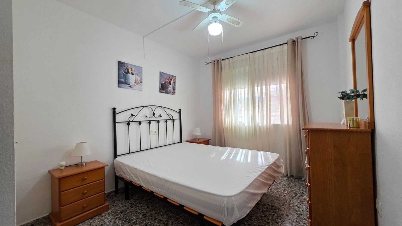 2 bedroom Flat for rent in Gandia - € 700 (Ref: 9483521)