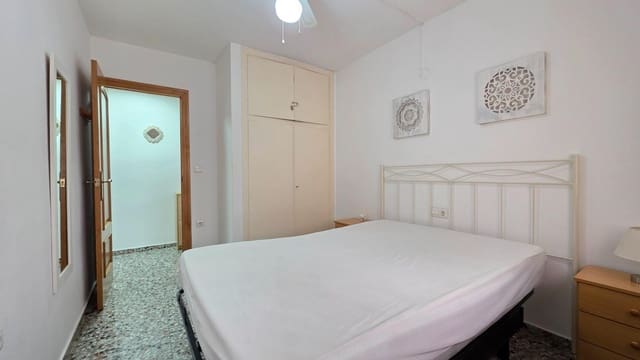 Appartement de 2 chambres à louer à Gandia - 700 € (Ref: 9483521)