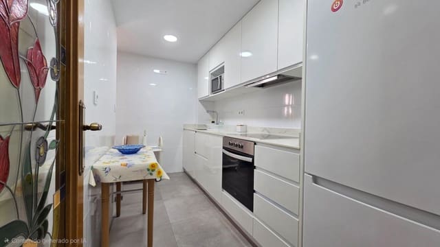 Appartement de 2 chambres à louer à Gandia - 700 € (Ref: 9483521)
