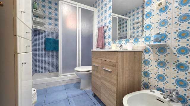 Appartement de 2 chambres à louer à Gandia - 700 € (Ref: 9483521)