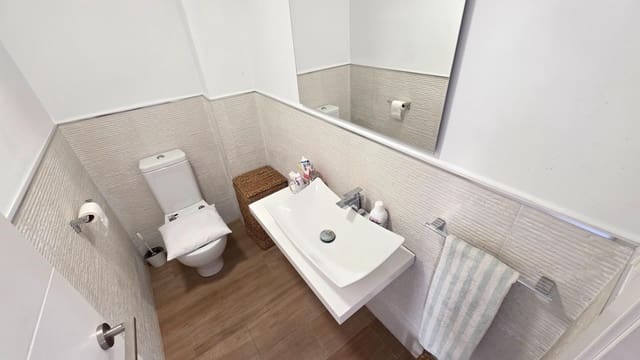 3 soveværelse Rækkehus til salg i Almoines med swimmingpool garage - € 279.000 (Ref: 9518082)