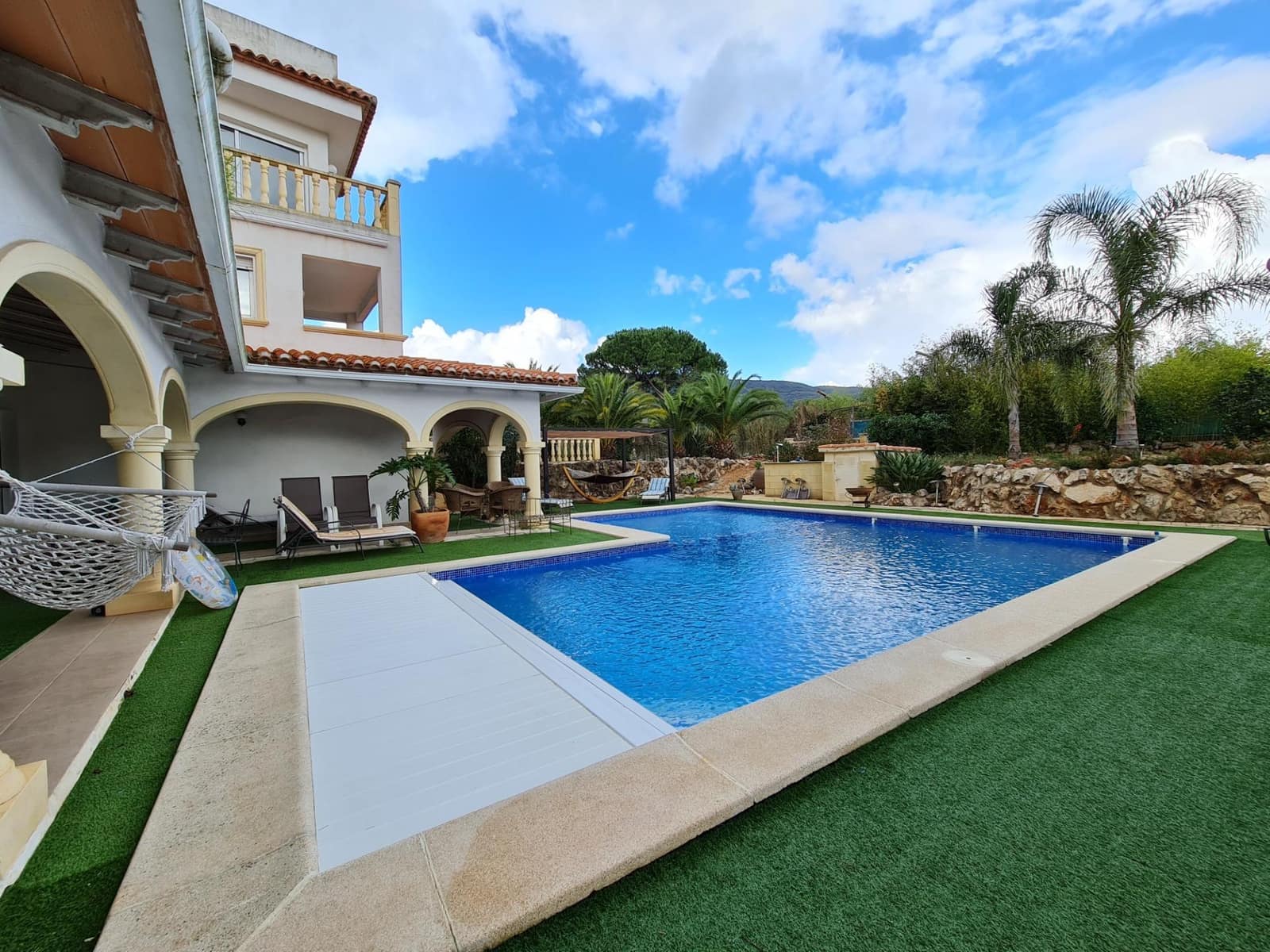 7 chambre Villa/Maison à vendre à Villalonga avec piscine - 599 000 € (Ref: 9536781)