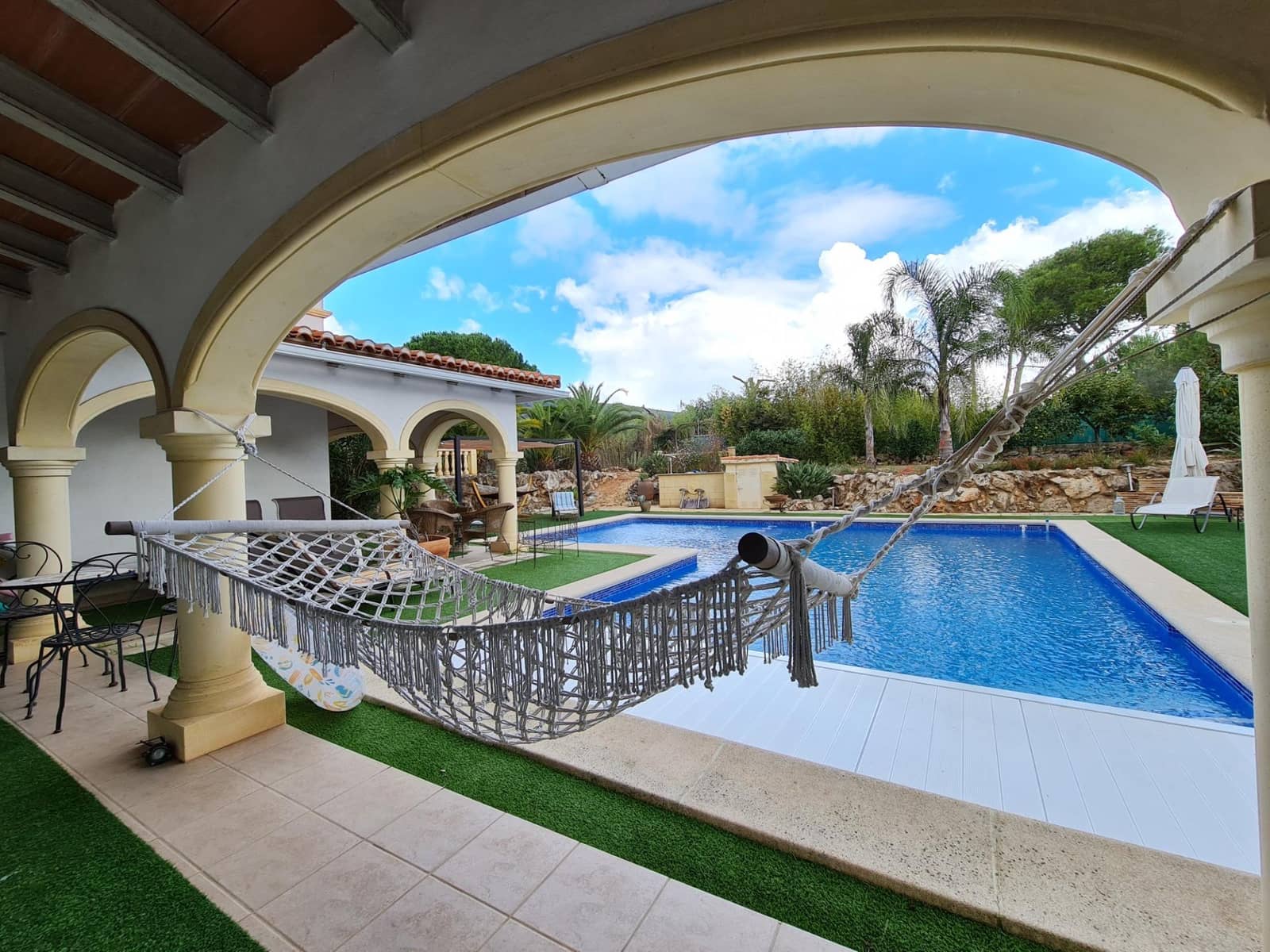 7 chambre Villa/Maison à vendre à Villalonga avec piscine - 599 000 € (Ref: 9536781)