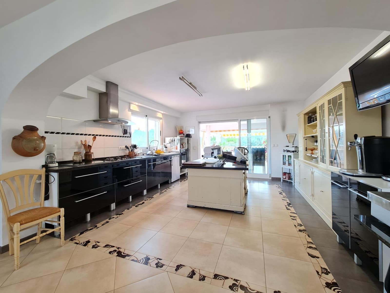 7 makuuhuone Huvila myytävänä paikassa Villalonga mukana uima-altaan 
autotalli - 690 000 € (Ref: 9536781)
