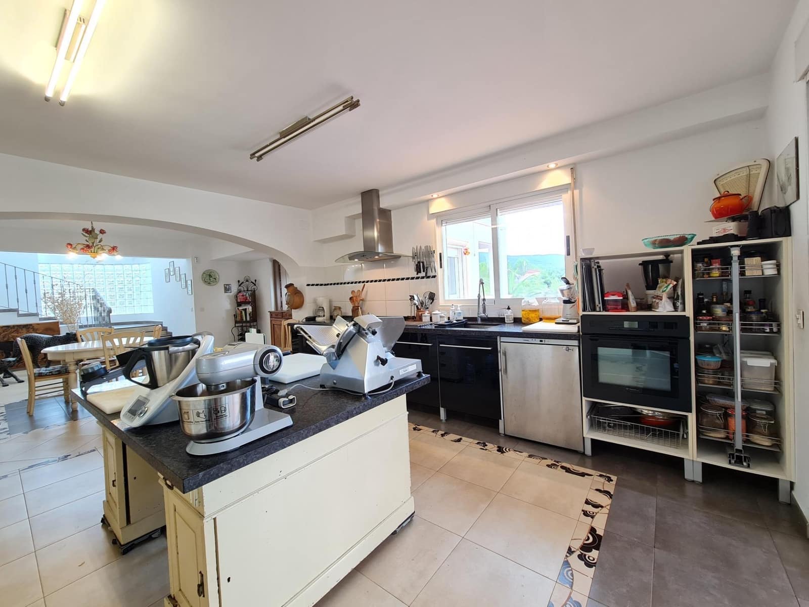 7 makuuhuone Huvila myytävänä paikassa Villalonga mukana uima-altaan 
autotalli - 690 000 € (Ref: 9536781)