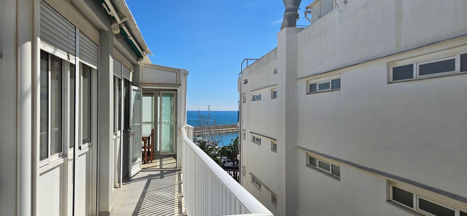 3 bedroom Penthouse for sale in Gandia with garage - € 269,000 (Ref: 9586457)