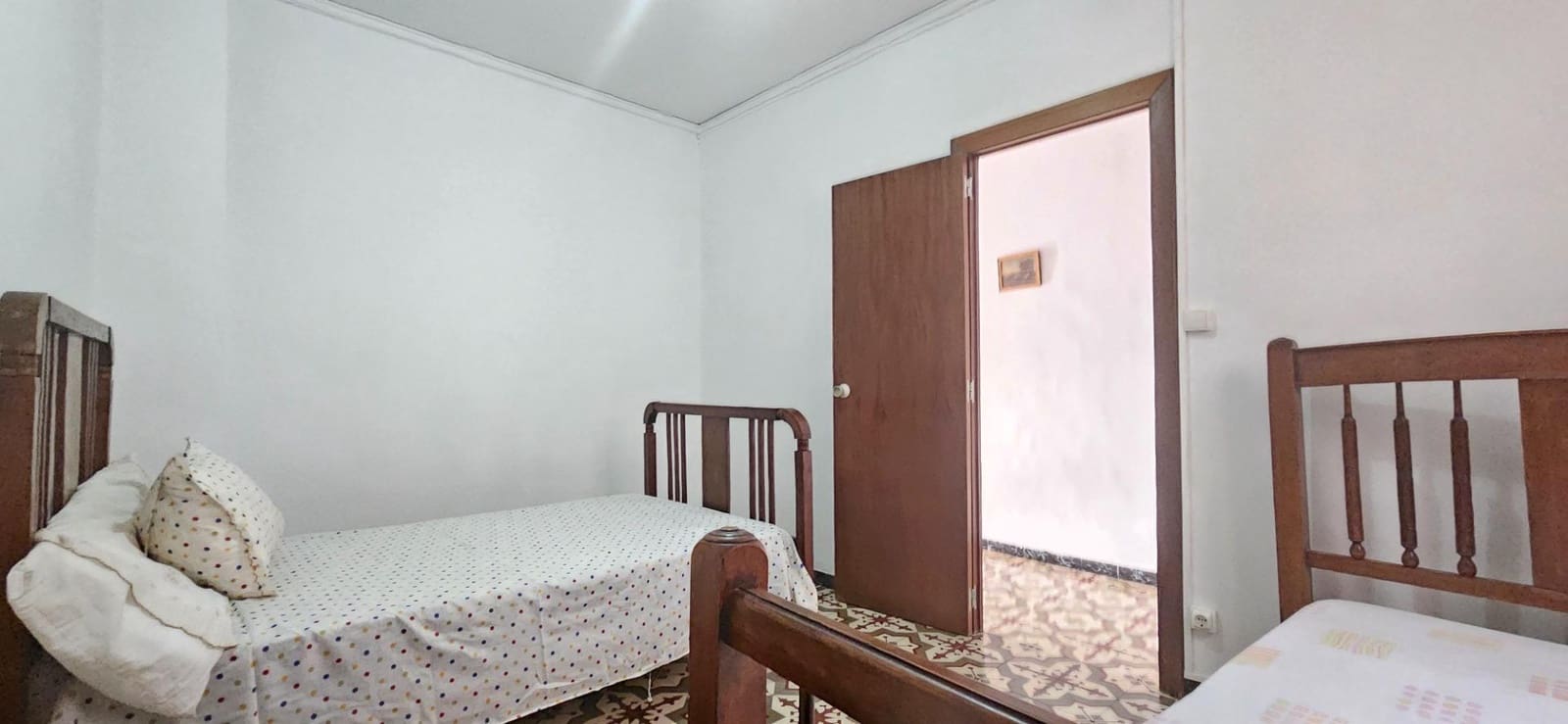 4 slaapkamer Rijtjeshuis te koop in Bellreguard - € 150.000 (Ref: 9593309)