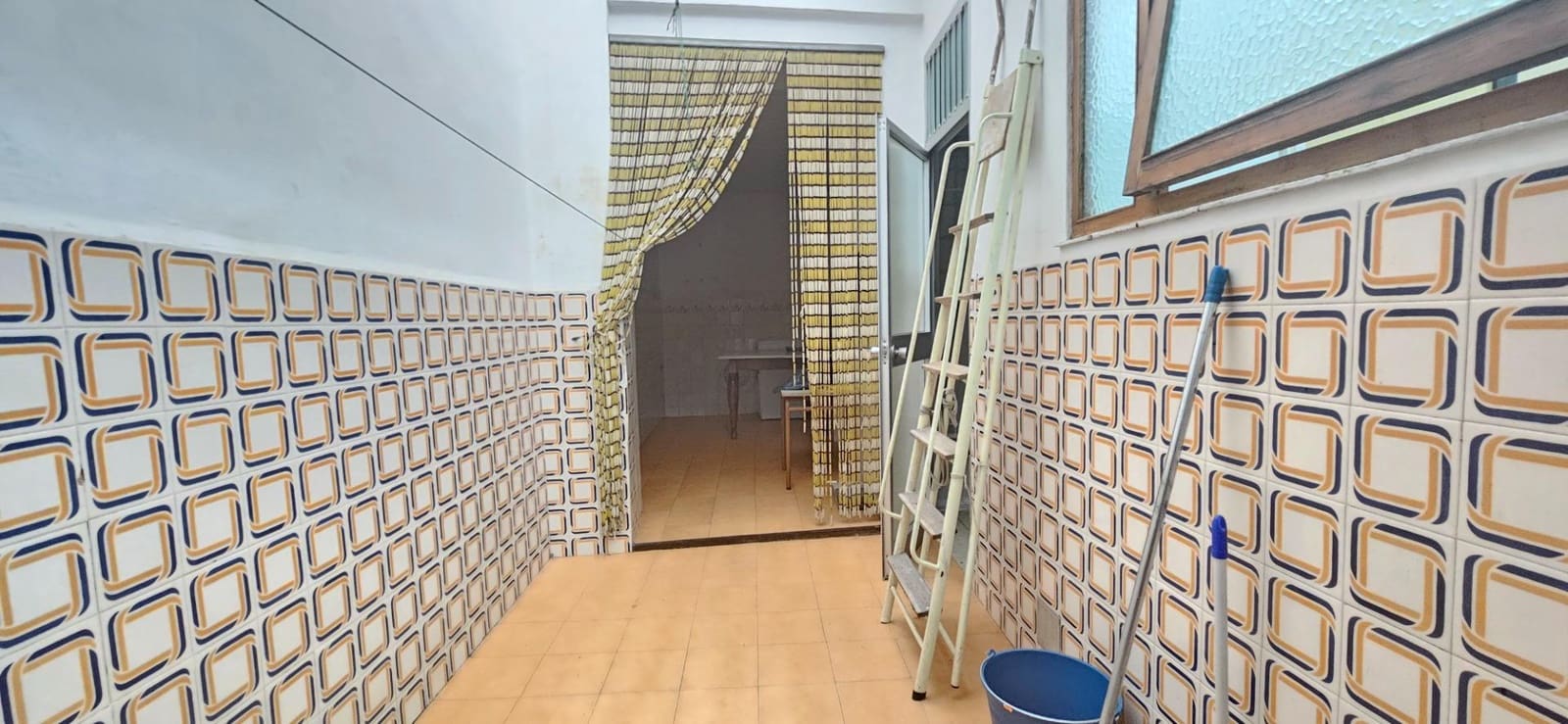 4 slaapkamer Rijtjeshuis te koop in Bellreguard - € 150.000 (Ref: 9593309)