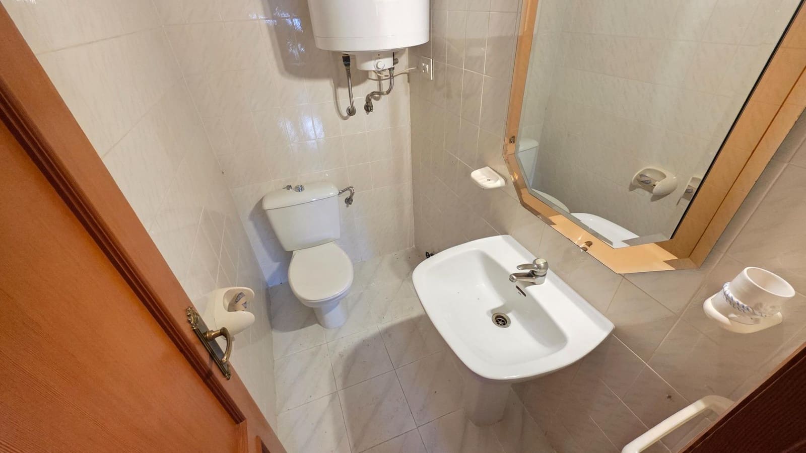 4 bedroom Townhouse for sale in Oliva with garage - € 195,000 (Ref: 9611504)