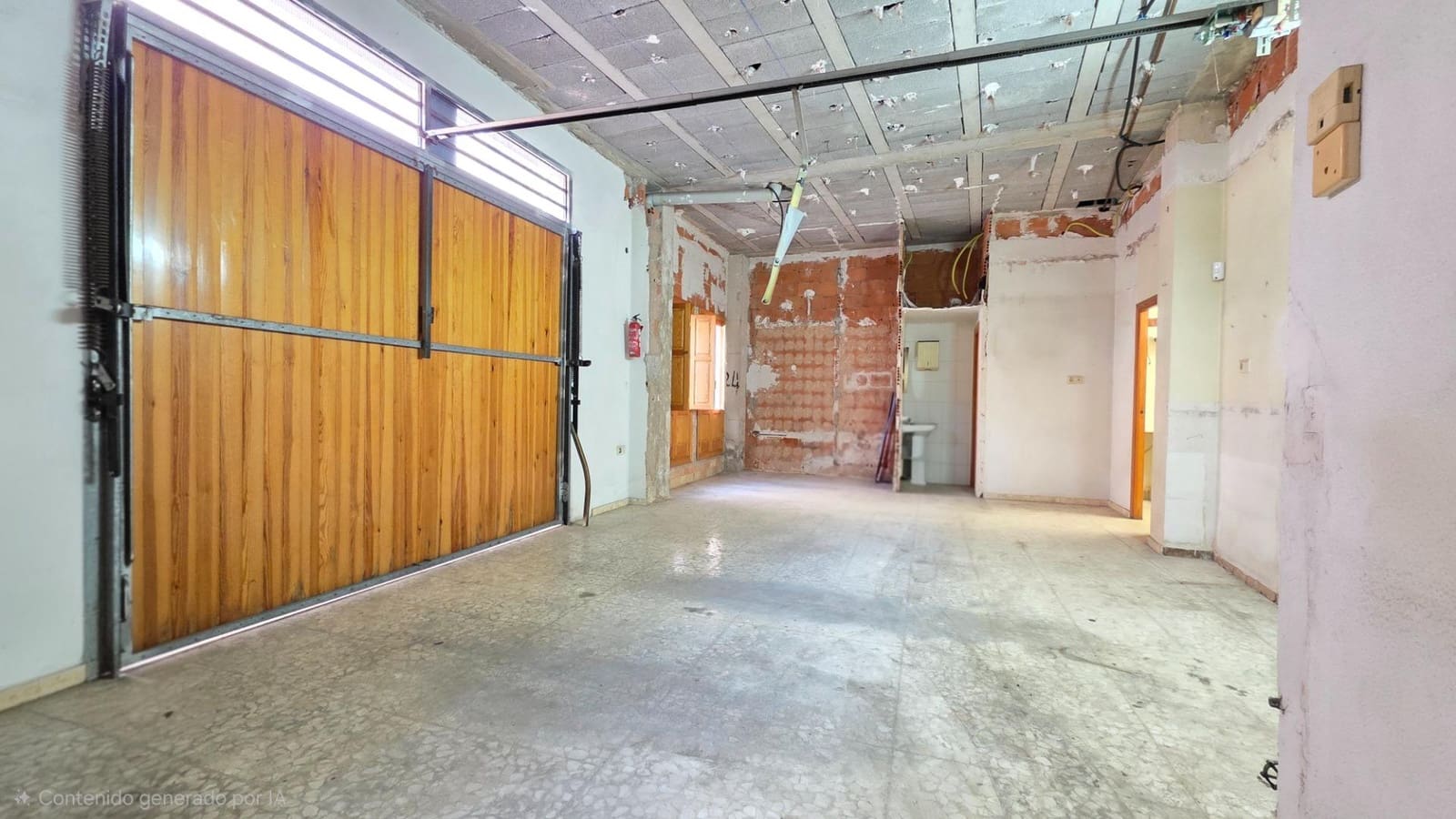 4 bedroom Townhouse for sale in Oliva with garage - € 195,000 (Ref: 9611504)