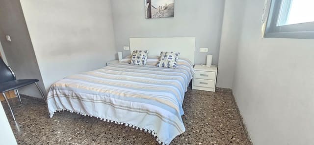 2 soverom Leilighet til leie i Gandia med svømmebasseng - € 850 (Ref: 9656059)