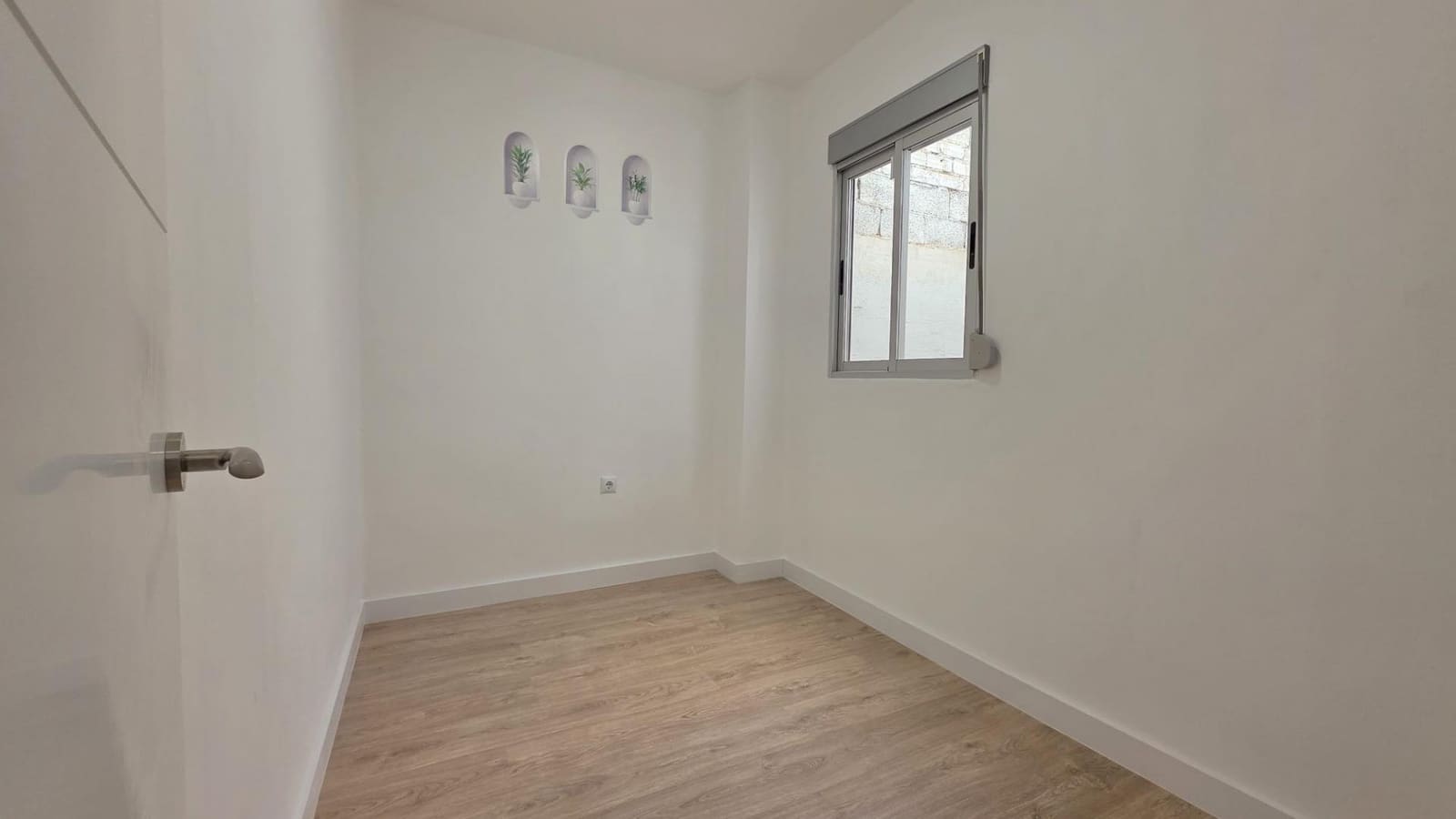 3 bedroom Flat for sale in Oliva - € 115,000 (Ref: 9669721)