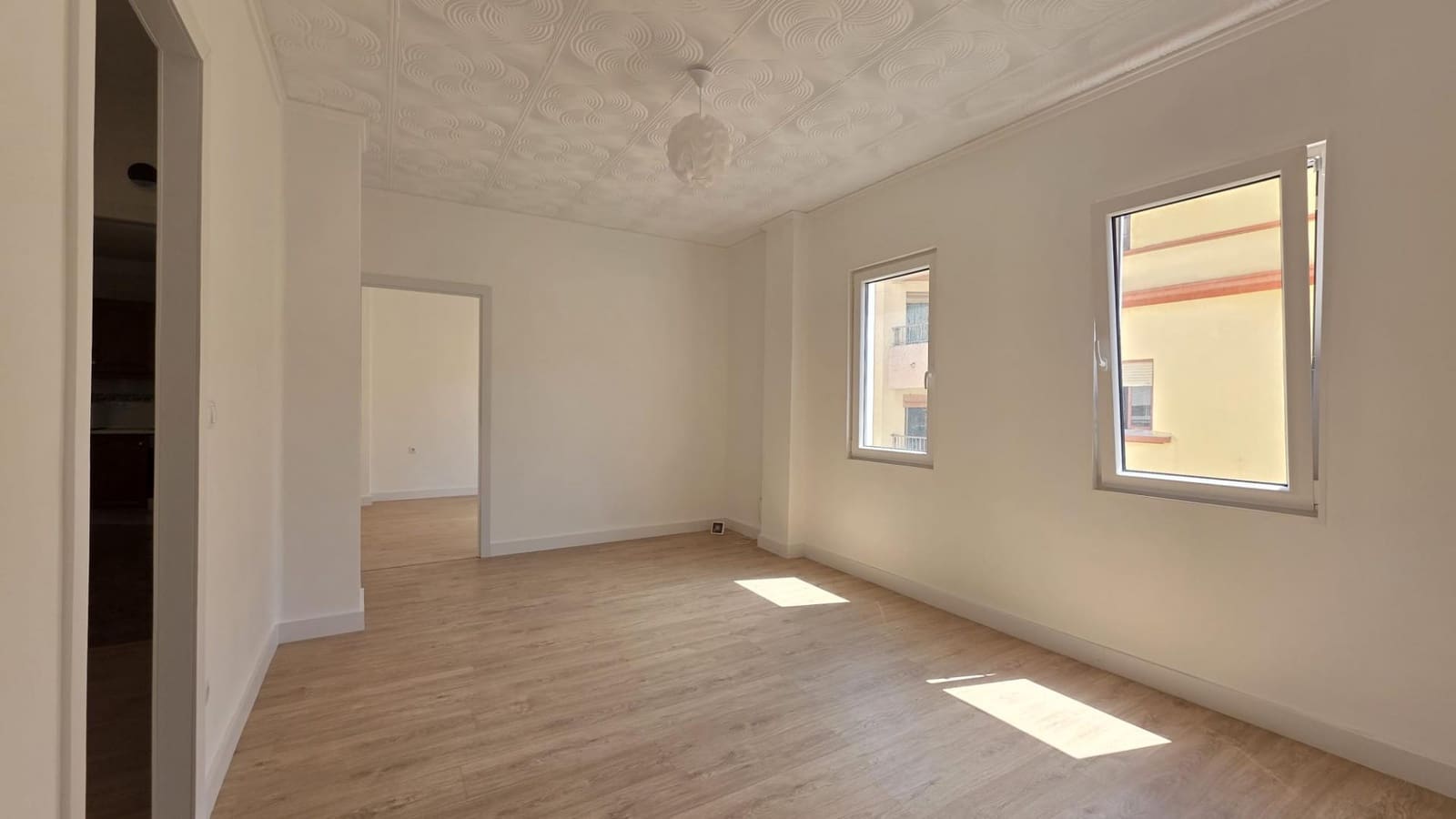 3 bedroom Flat for sale in Oliva - € 115,000 (Ref: 9669721)