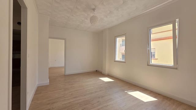 3 soveværelse Lejlighed til salg i Oliva - € 115.000 (Ref: 9669721)