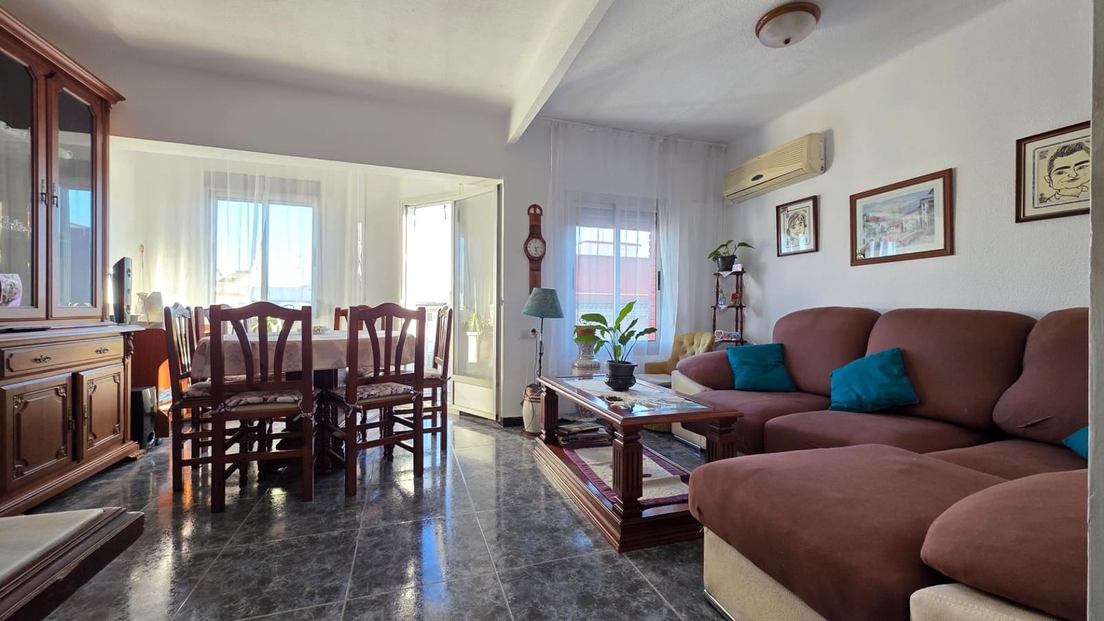 2 bedroom Flat for sale in Gandia - € 115,000 (Ref: 9686385)