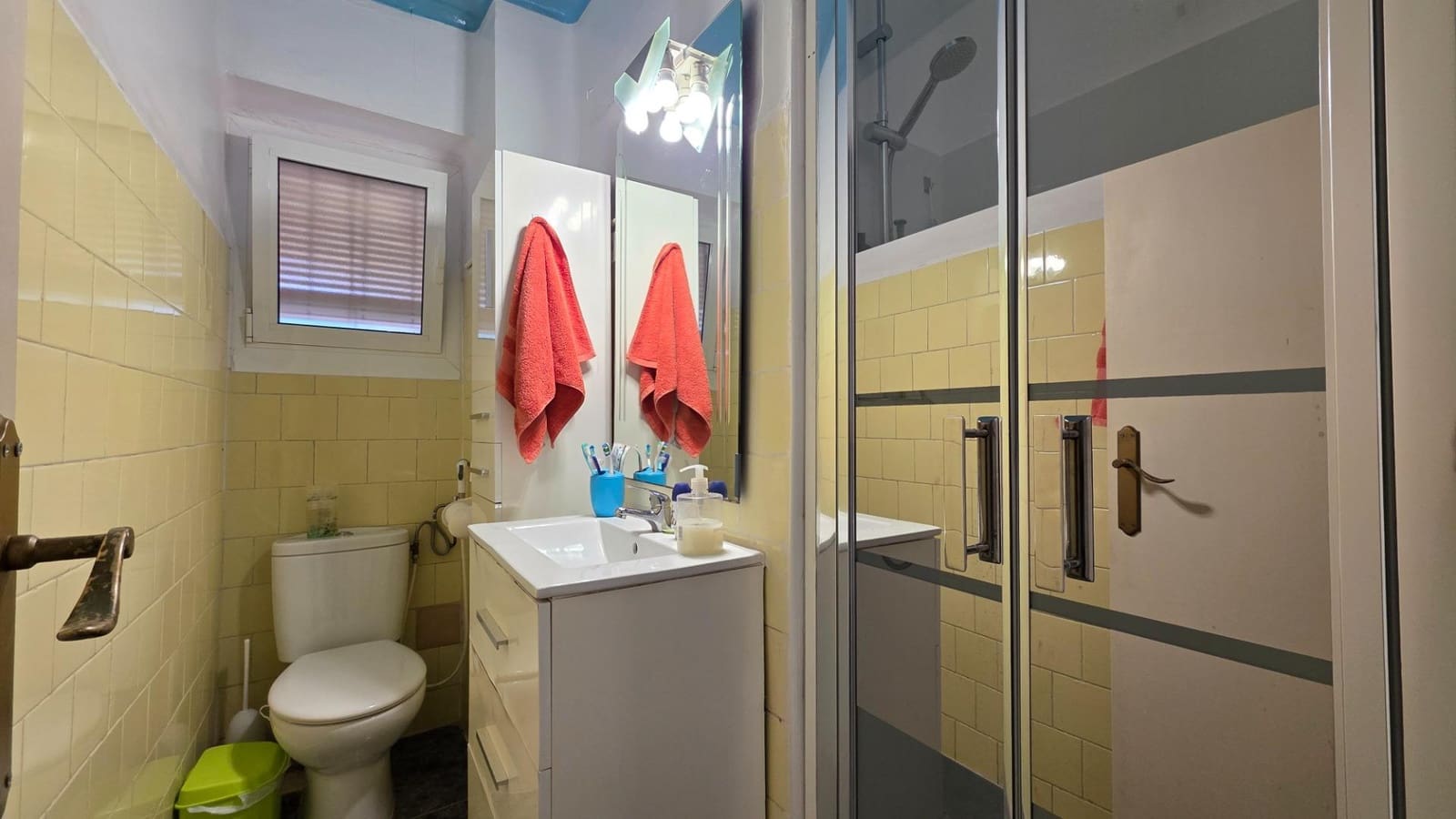 2 bedroom Flat for sale in Gandia - € 115,000 (Ref: 9686385)