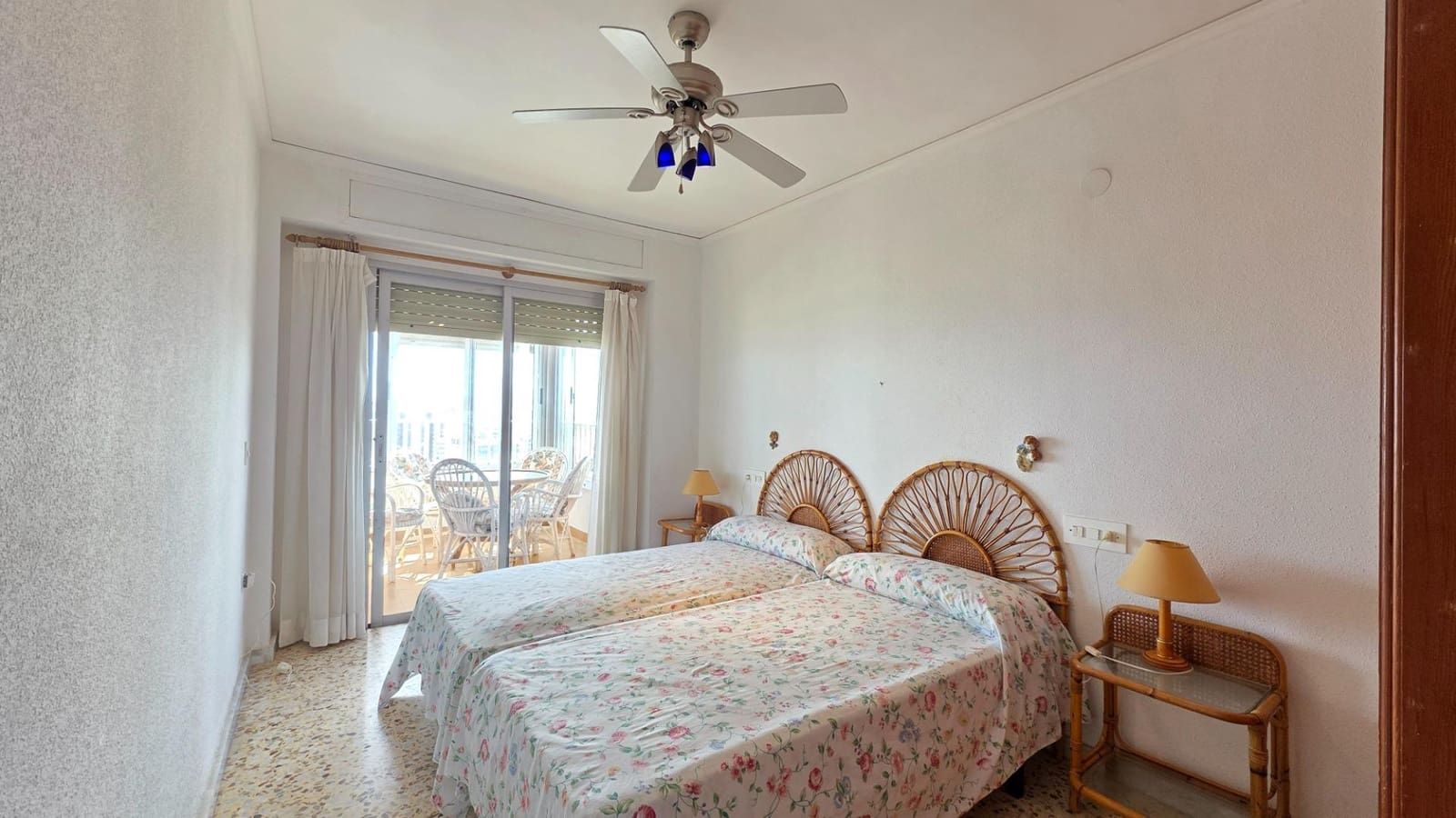 4 bedroom Flat for sale in Gandia with pool - € 380,000 (Ref: 9686386)