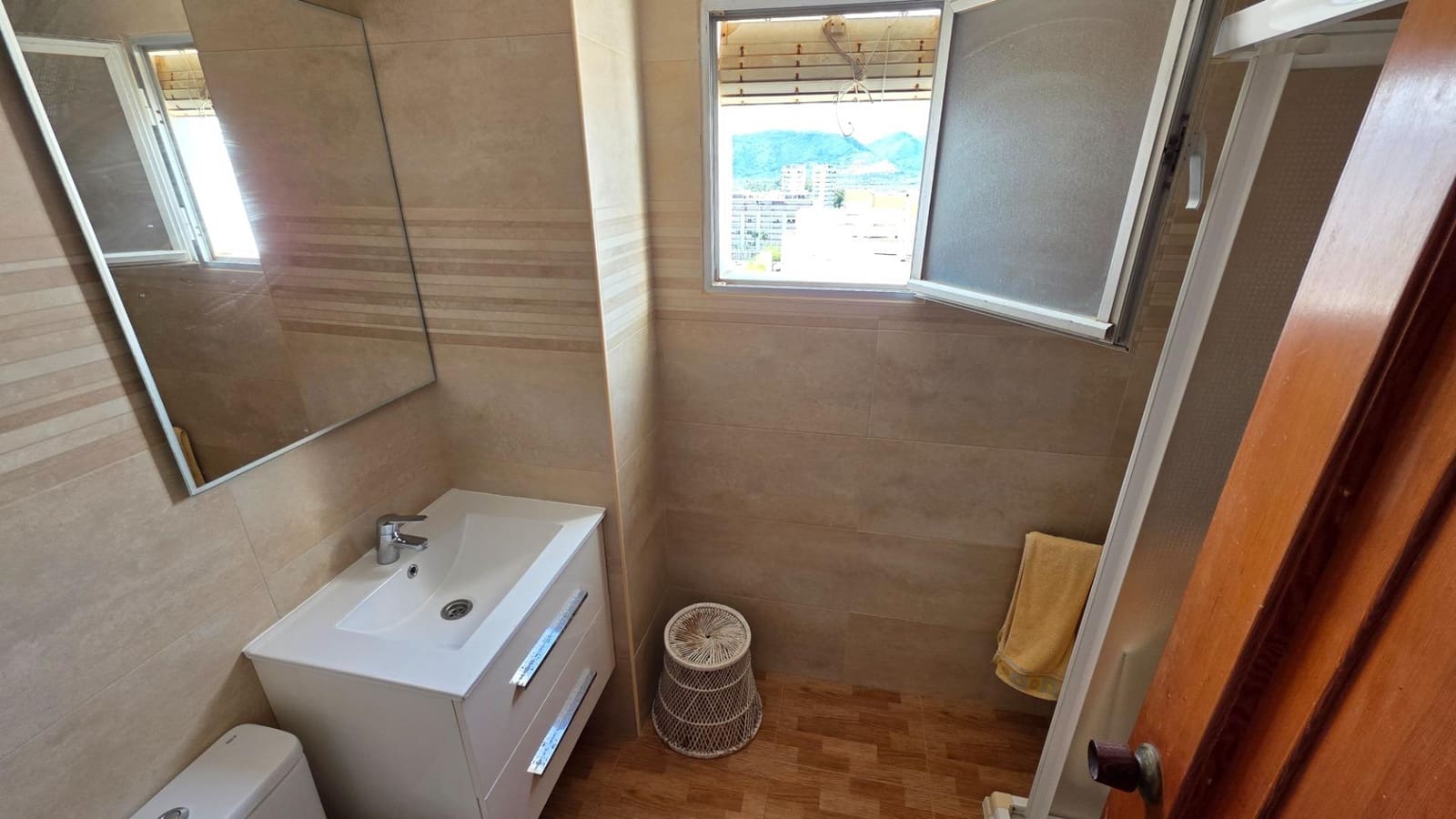 4 bedroom Flat for sale in Gandia with pool - € 380,000 (Ref: 9686386)