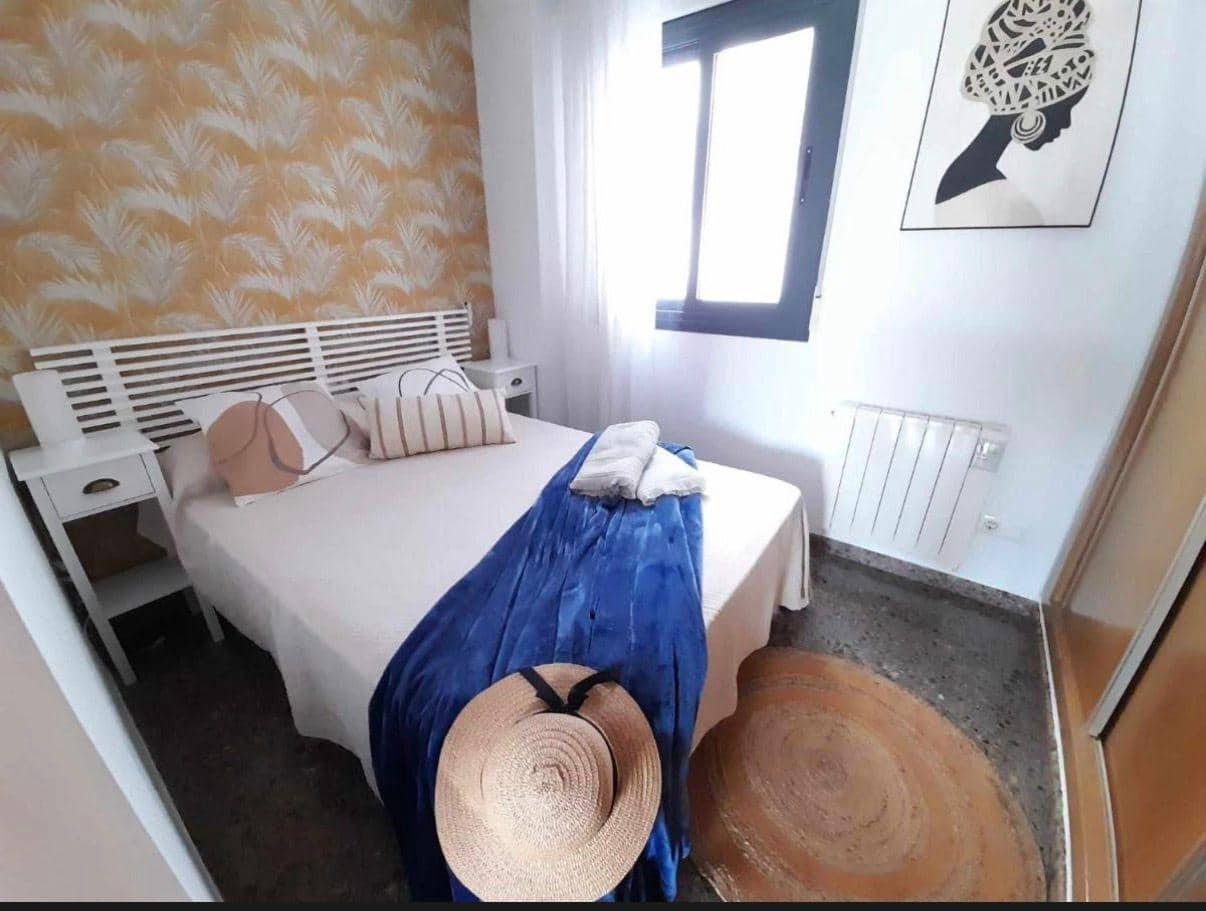 Apartamento de 2 habitaciones en Gandia en venta - 239.000 € (Ref: 9701599)