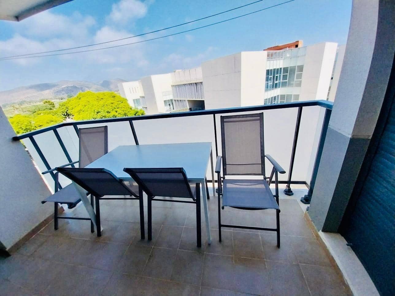 Apartamento de 2 habitaciones en Gandia en venta - 239.000 € (Ref: 9701599)