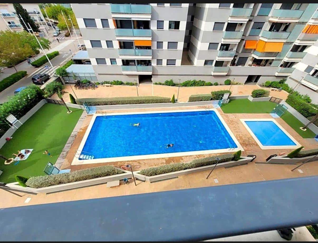 Apartamento de 2 habitaciones en Gandia en venta - 239.000 € (Ref: 9701599)