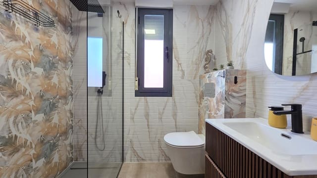 2 chambre Appartement à vendre à Gandia avec garage - 229 000 € (Ref: 9701599)