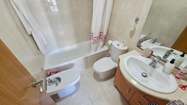 2 makuuhuone Asunto myytävänä paikassa Gandia mukana uima-altaan - 249 000 € (Ref: 9741719)