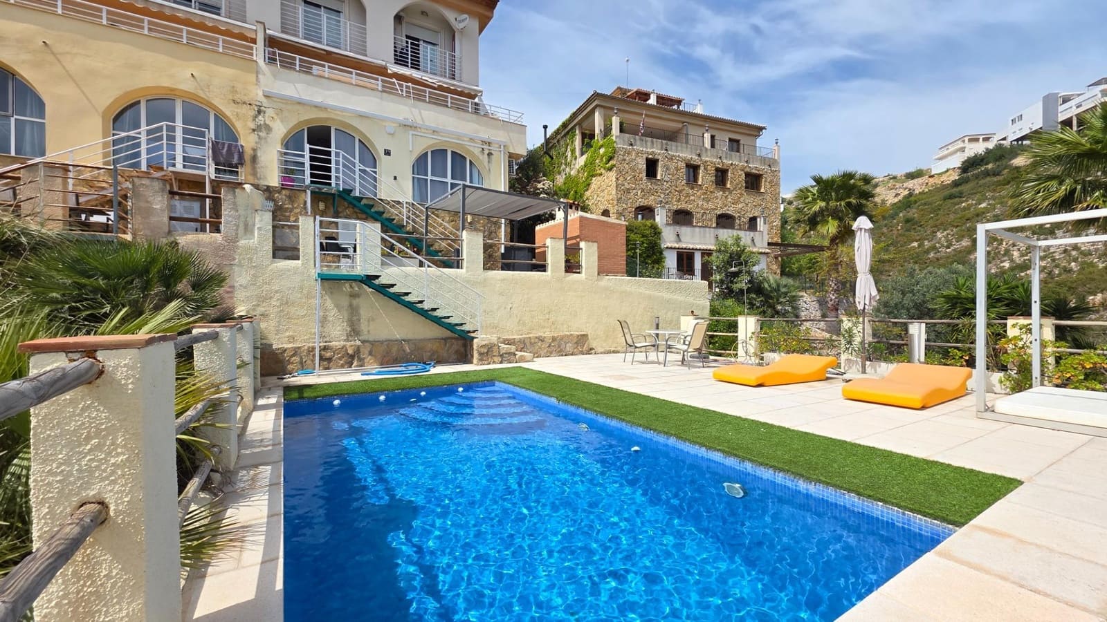 4 soveværelse Villa til salg i Gandia med swimmingpool garage - € 359.000 (Ref: 9761565)