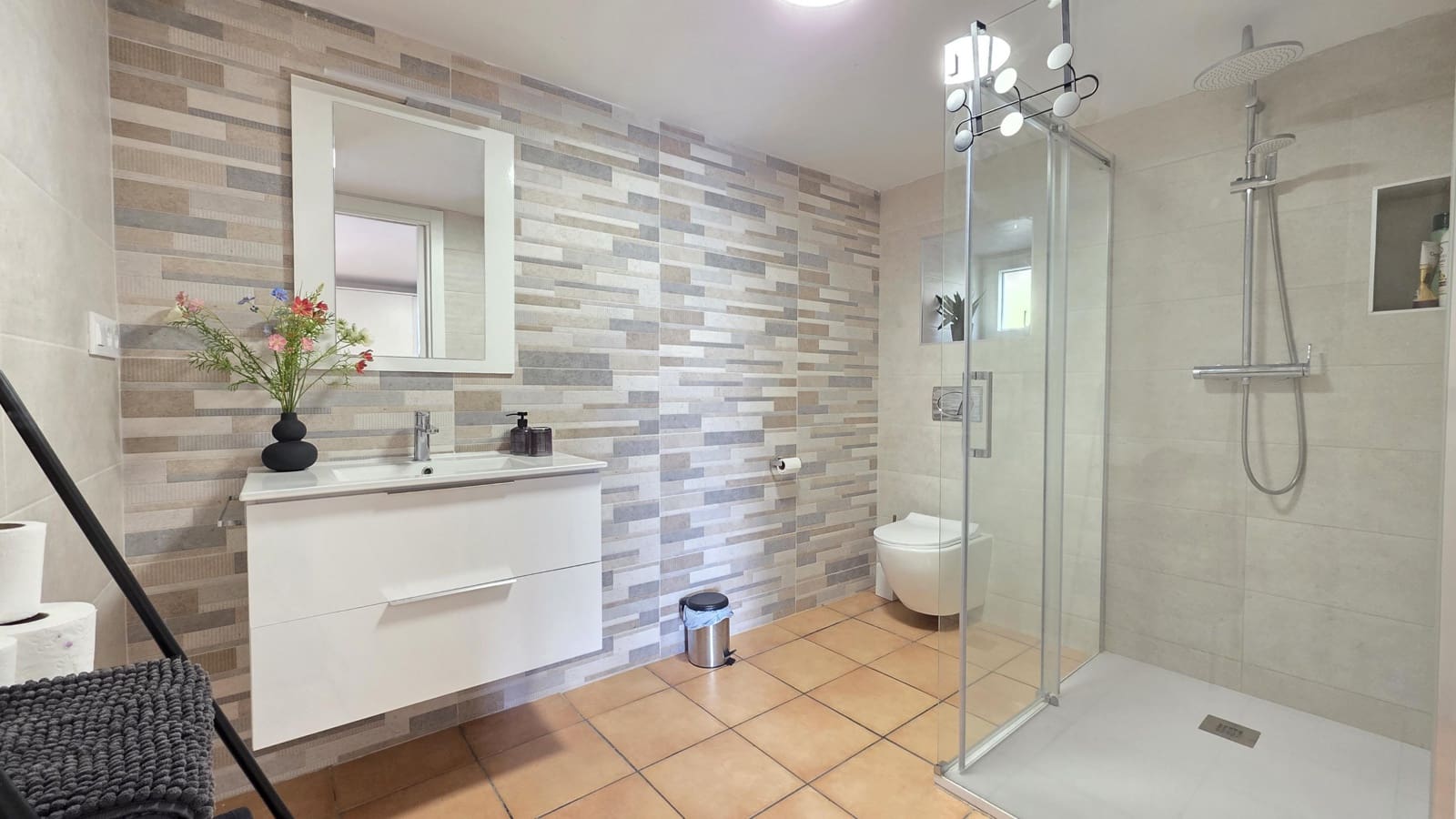 4 bedroom Villa for sale in Gandia with pool garage - € 359,000 (Ref: 9761565)