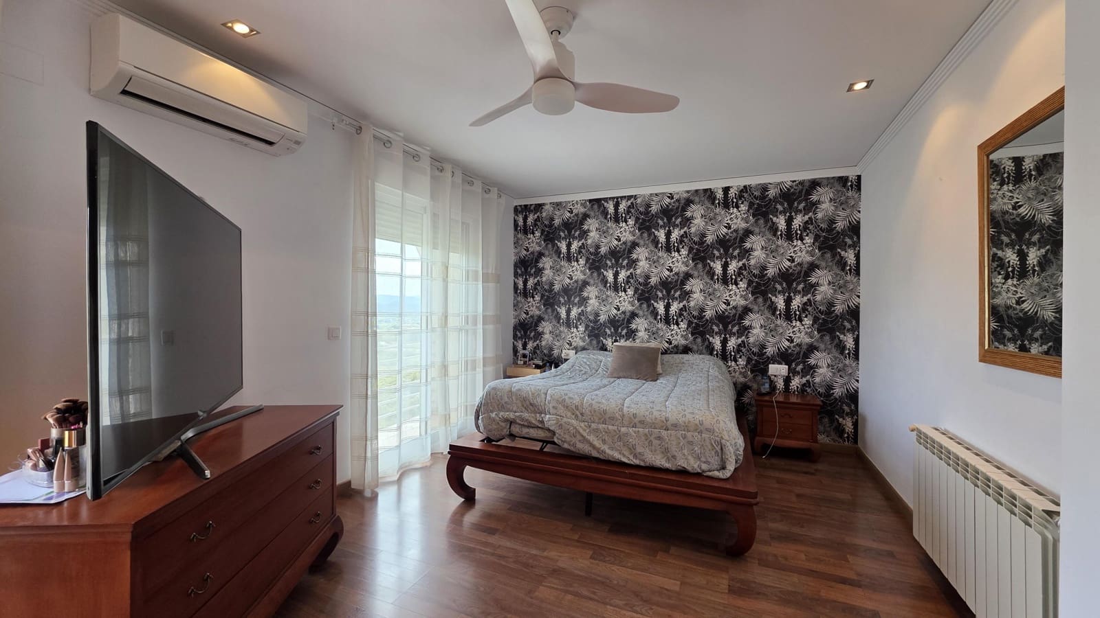 4 bedroom Villa for sale in Gandia with pool garage - € 359,000 (Ref: 9761565)