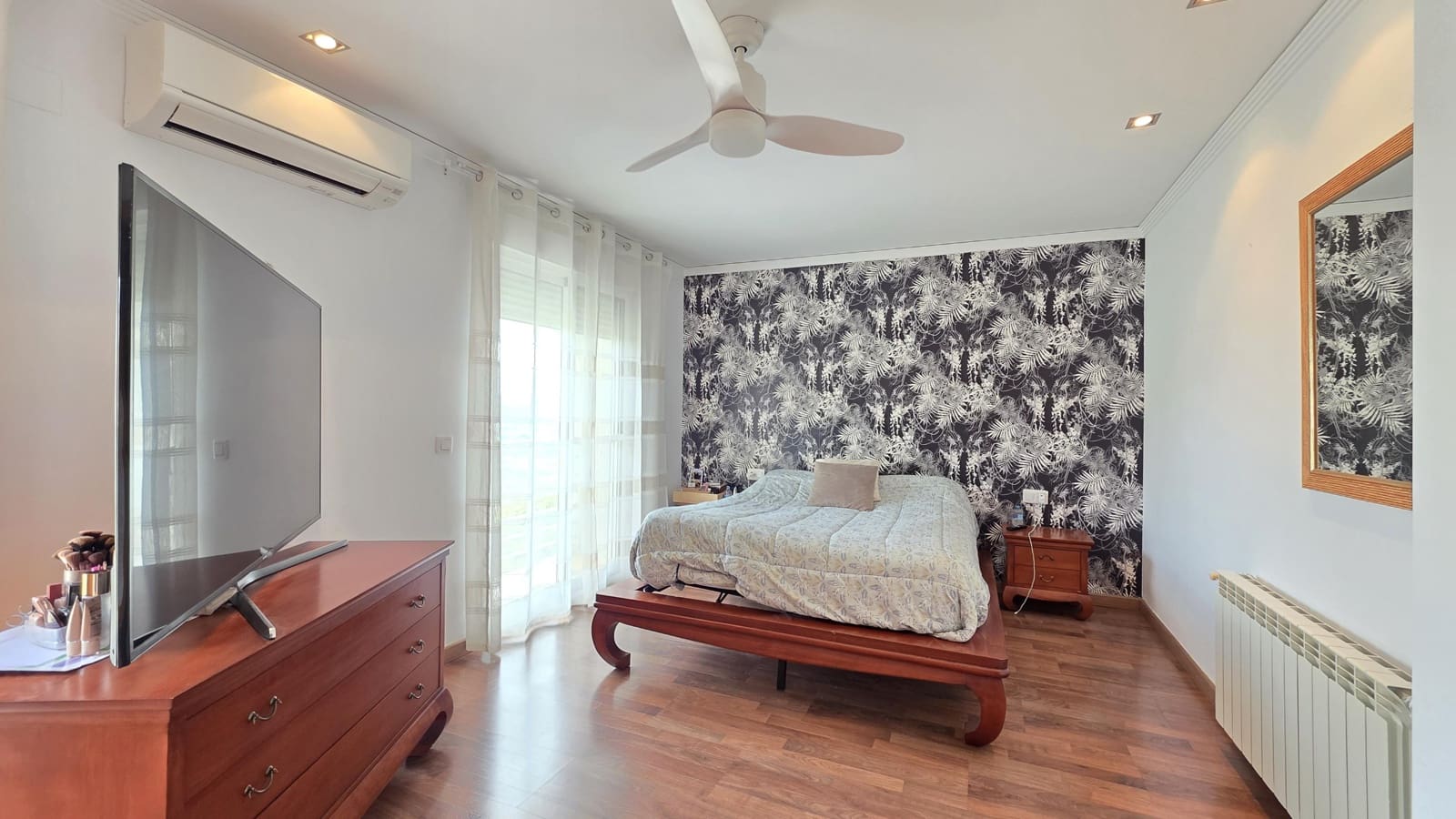 4 bedroom Villa for sale in Gandia with pool garage - € 359,000 (Ref: 9761565)