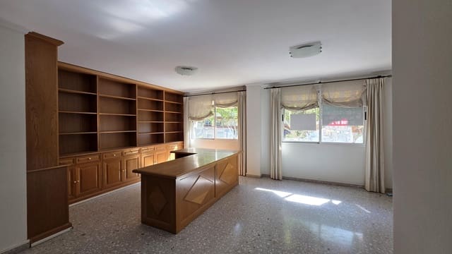 5 camera da letto Appartamento in vendita in Oliva - 250.000 € (Rif: 9799223)