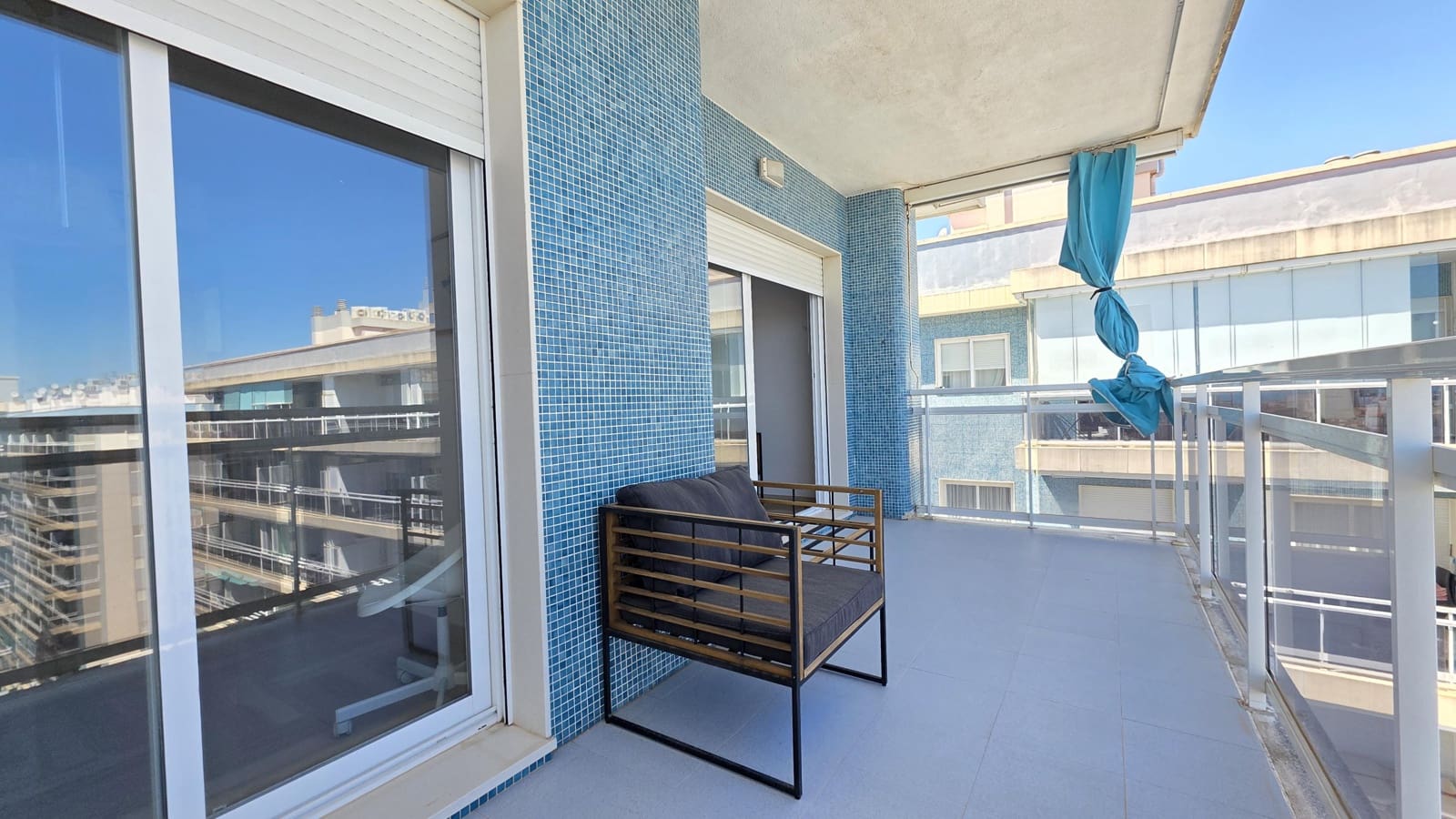 3 makuuhuone Asunto myytävänä paikassa Gandia mukana uima-altaan - 310 000 € (Ref: 9804279)