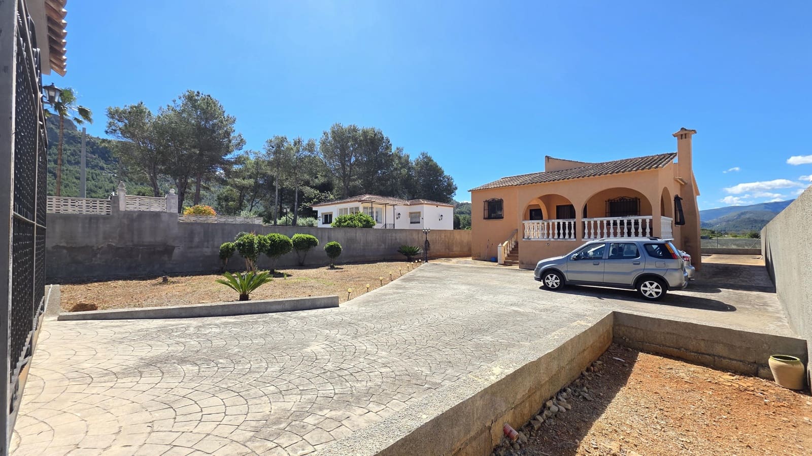 3 bedroom Villa for sale in Gandia - € 369,000 (Ref: 9846202)