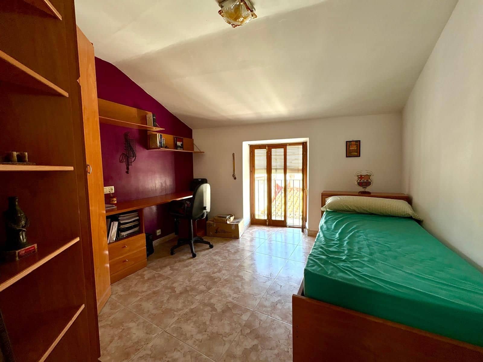 5 sovrum Hus till salu i Oliva - 220 000 € (Ref: 9888115)