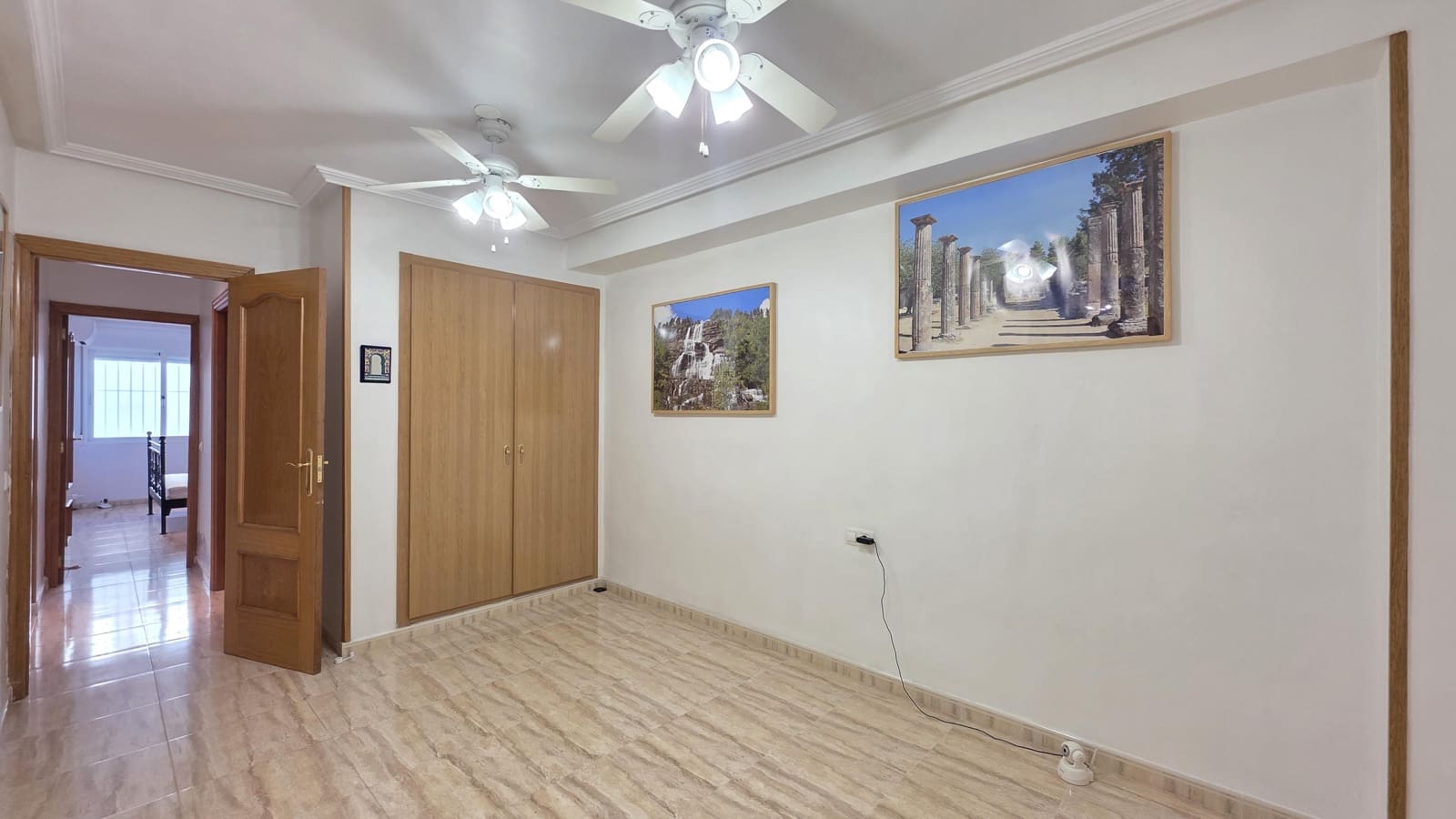 2 sypialnia Apartament przy plaży na sprzedaż w Las Tres Villas - 240 000 € (Ref: 9890358)