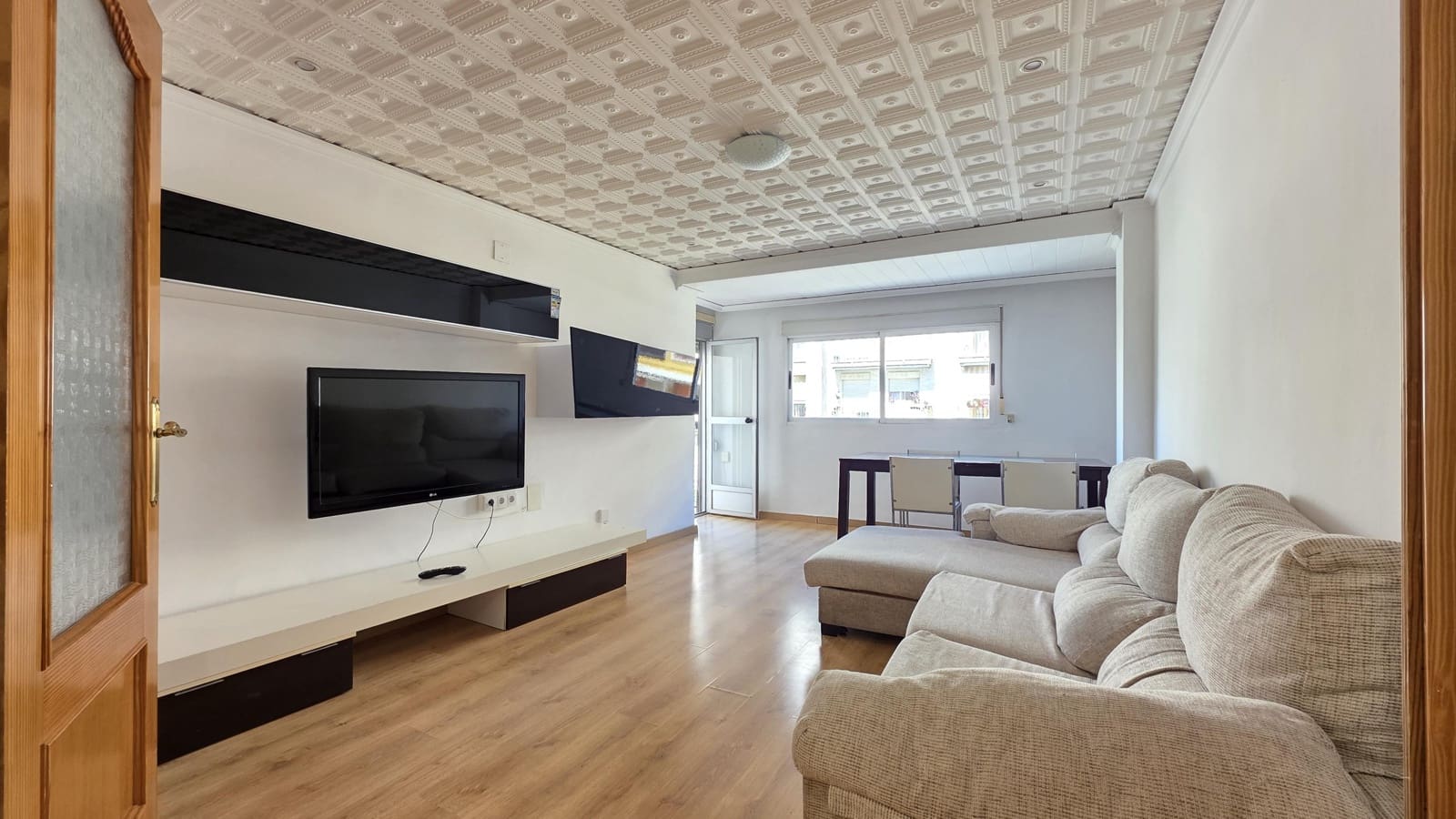Piso de 4 habitaciones en Gandia en venta - 169.000 € (Ref: 9899163)