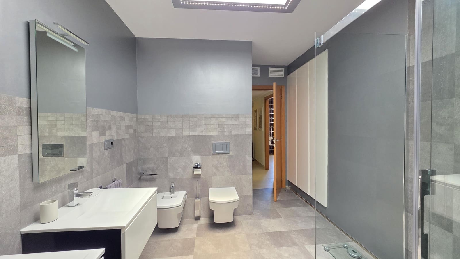 2 bedroom Penthouse for sale in Gandia with pool - € 270,000 (Ref: 9922283)