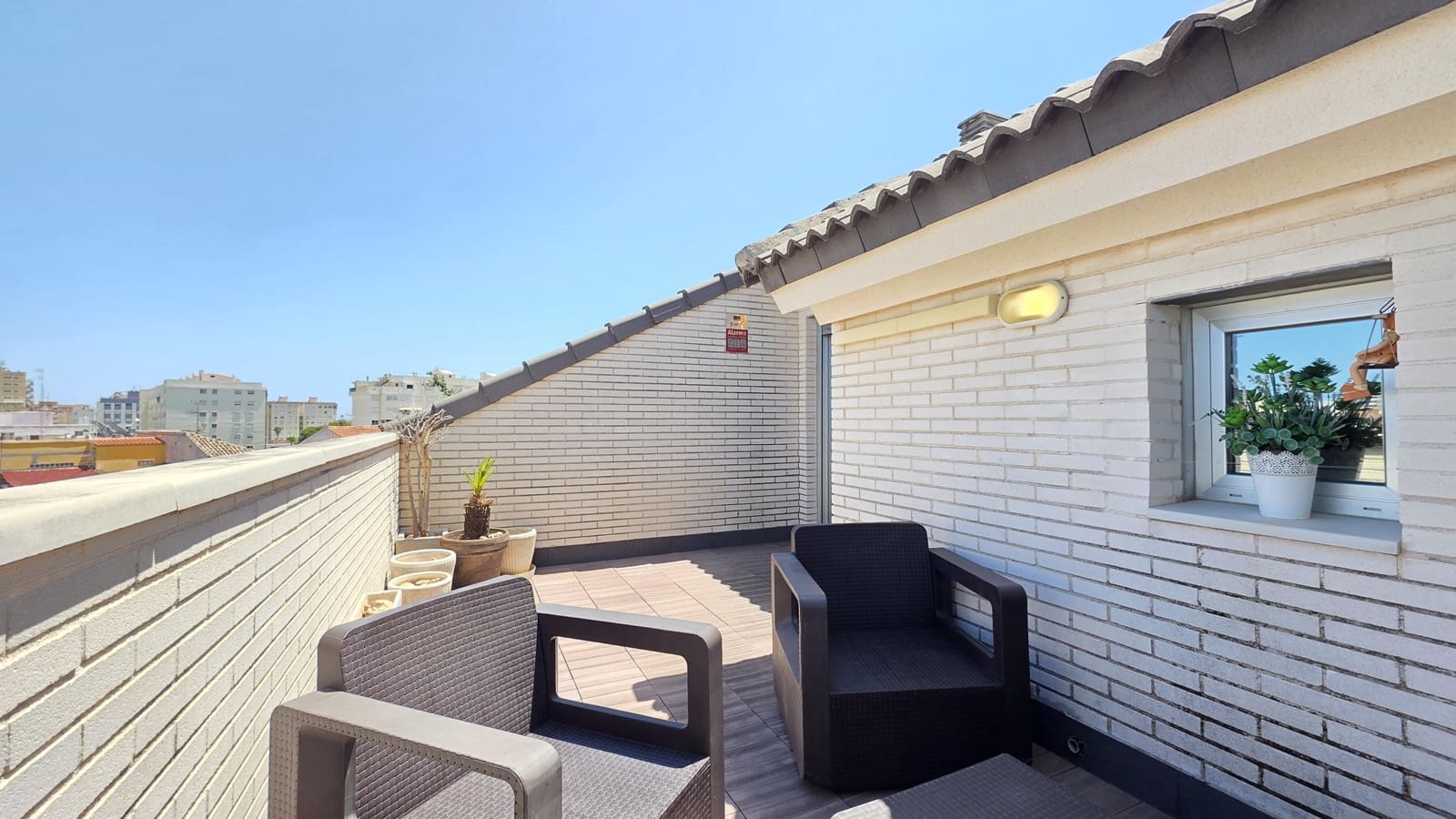 2 bedroom Penthouse for sale in Gandia with pool - € 270,000 (Ref: 9922283)