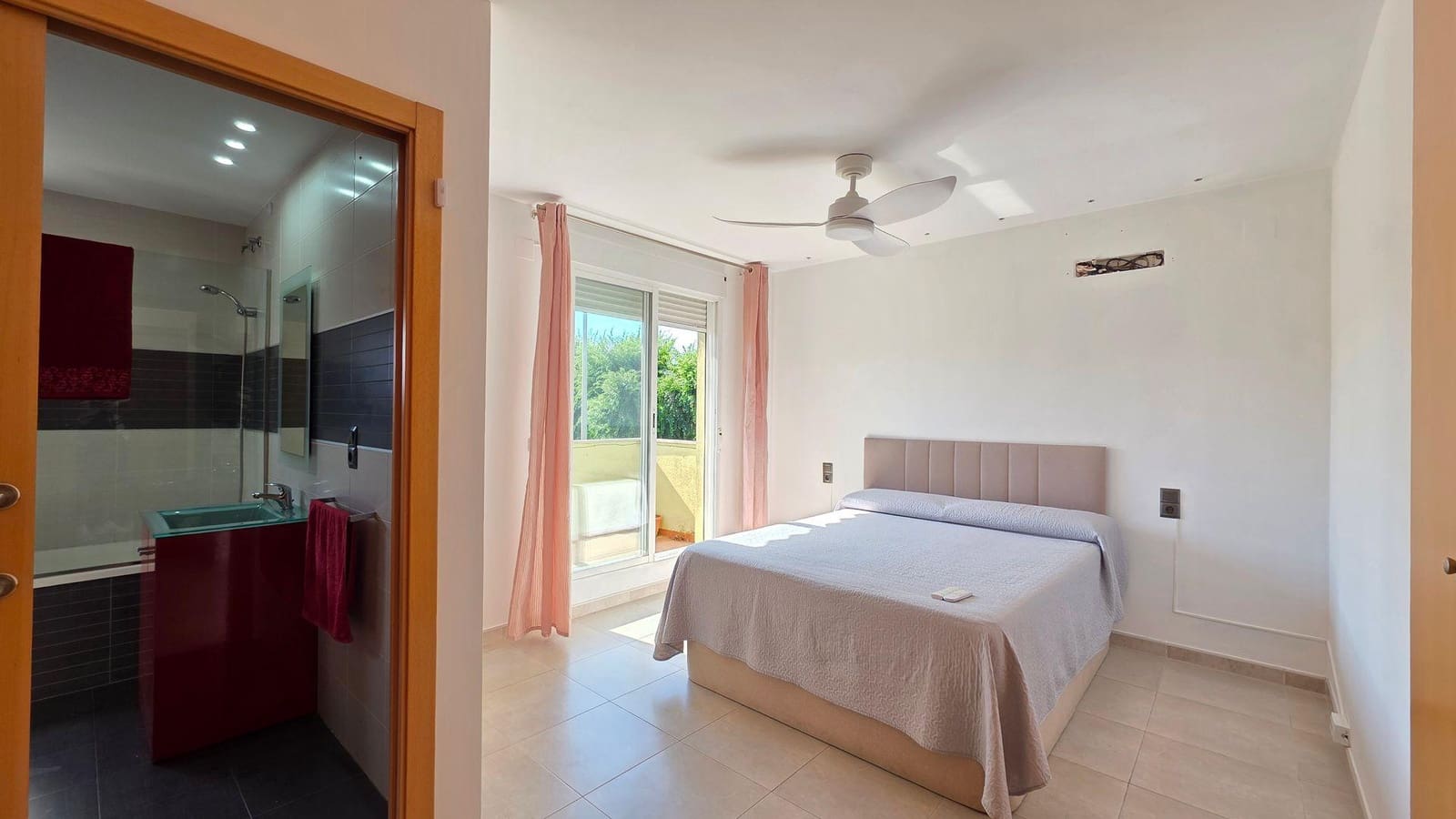 3 Zimmer Reihenhaus zu verkaufen in Almoines mit Pool Garage - 239.000 € (Ref: 9949758)