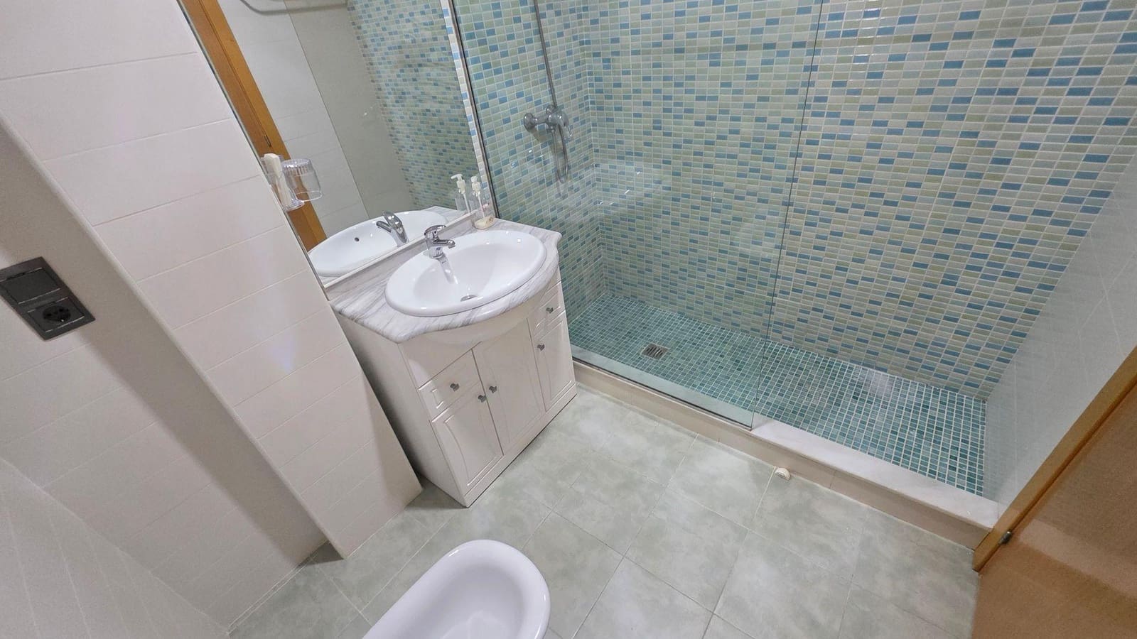3 Zimmer Reihenhaus zu verkaufen in Almoines mit Pool Garage - 239.000 € (Ref: 9949758)