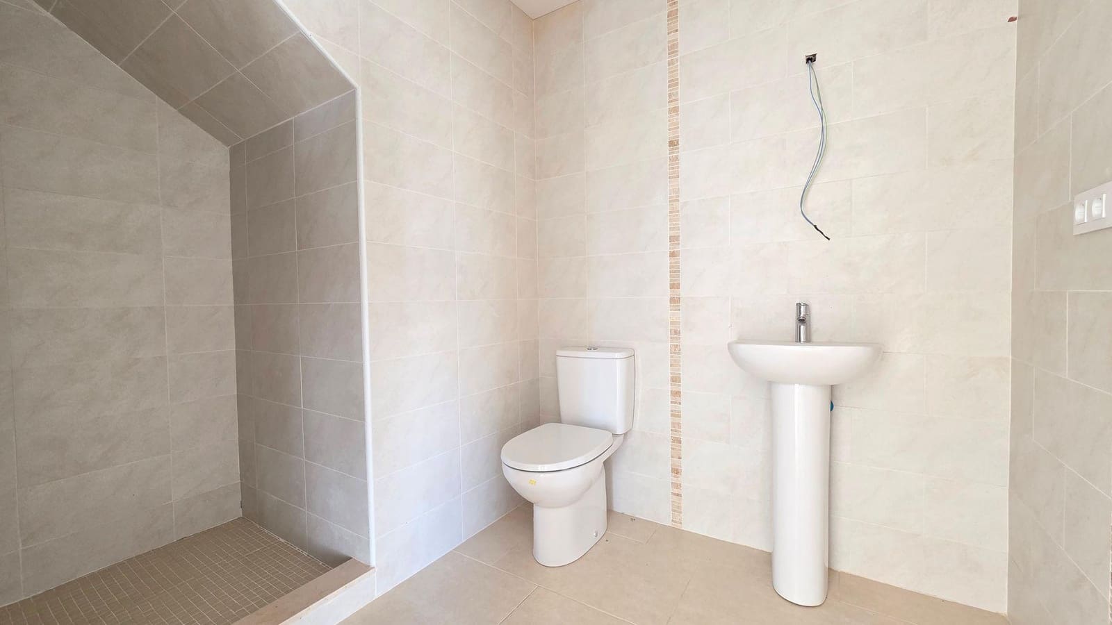 3 Zimmer Reihenhaus zu verkaufen in Benicolet mit Pool - 249.000 € (Ref: 9949759)