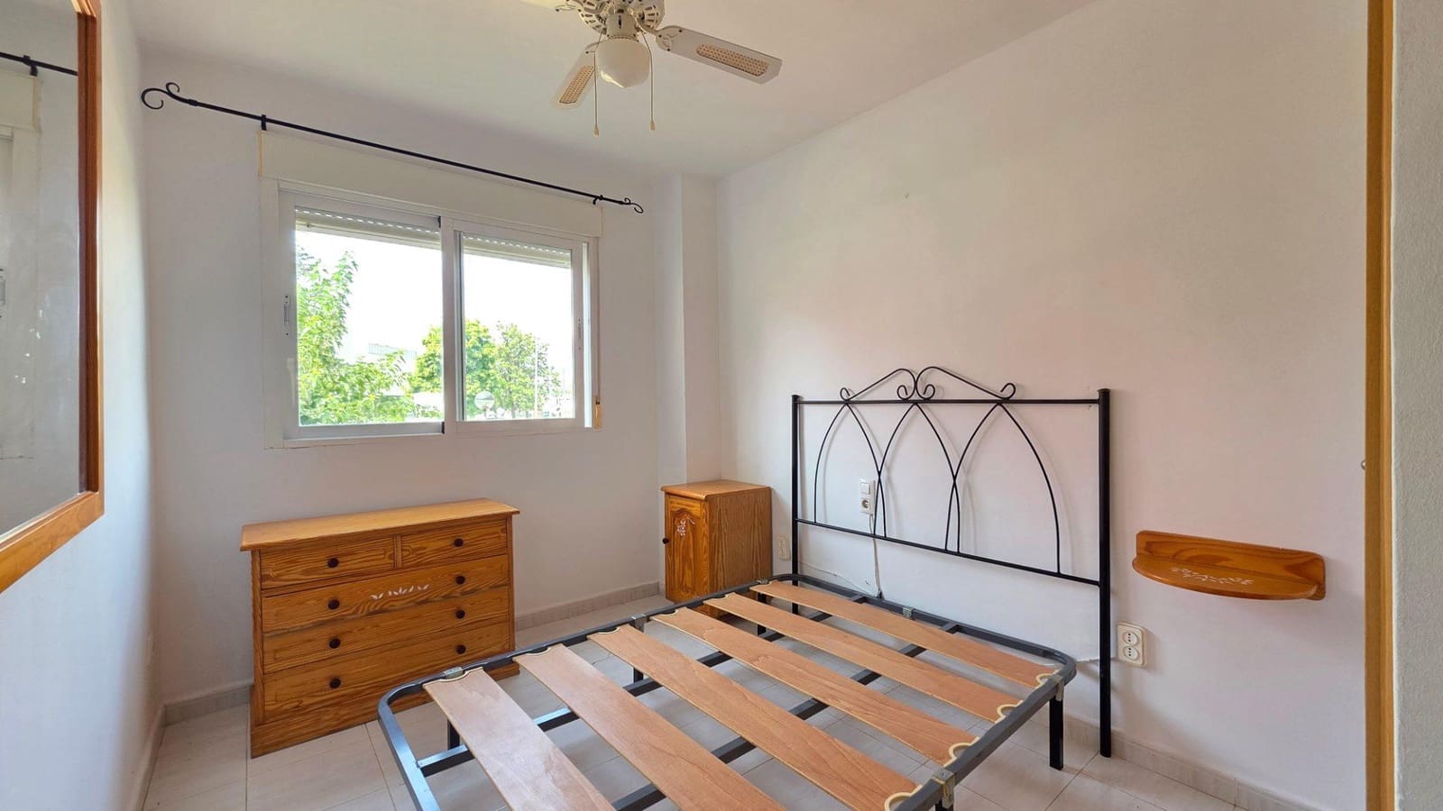 2 bedroom Flat for sale in Gandia with pool garage - € 199,000 (Ref: 9977308)