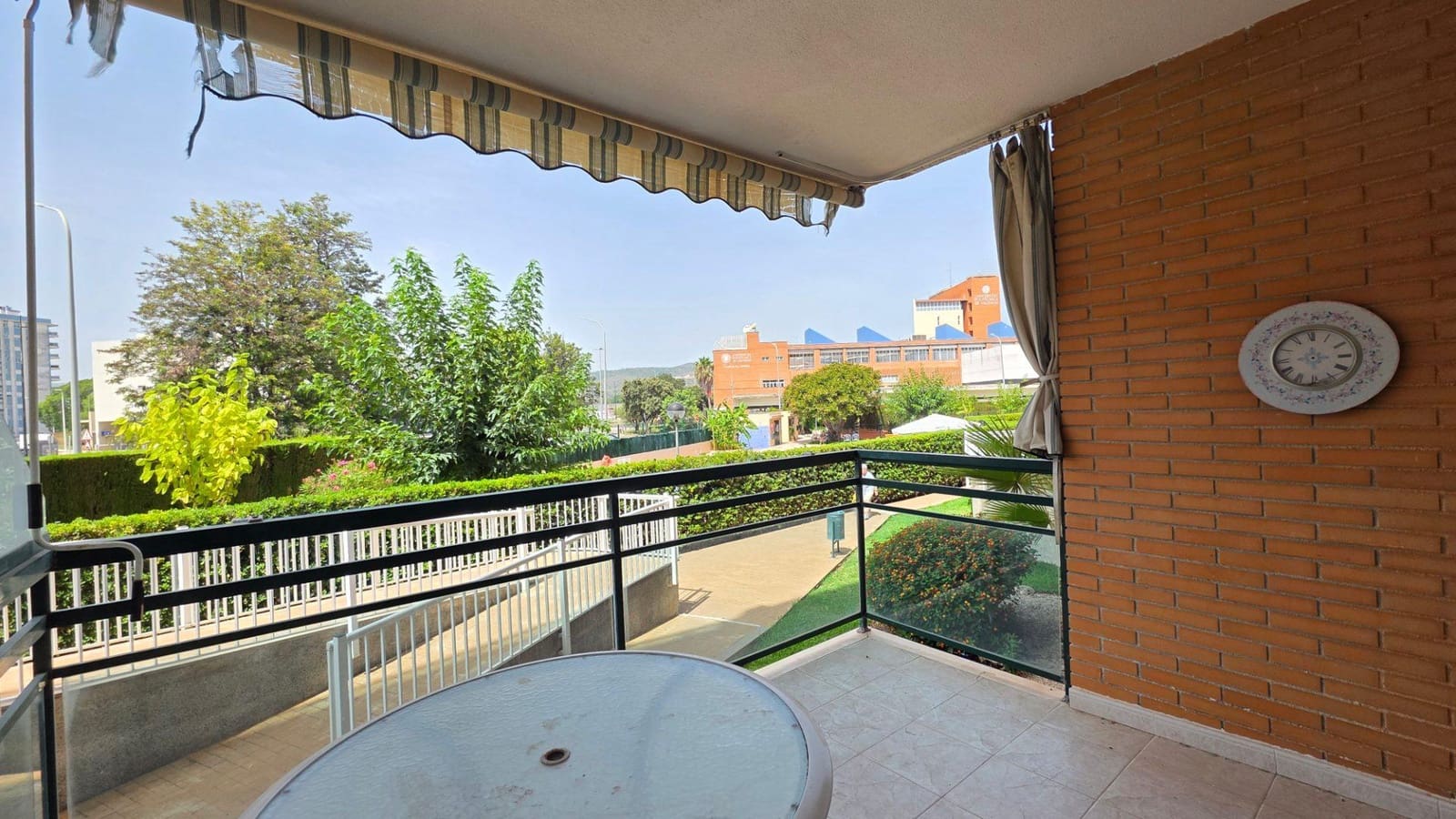 2 bedroom Flat for sale in Gandia with pool garage - € 199,000 (Ref: 9977308)