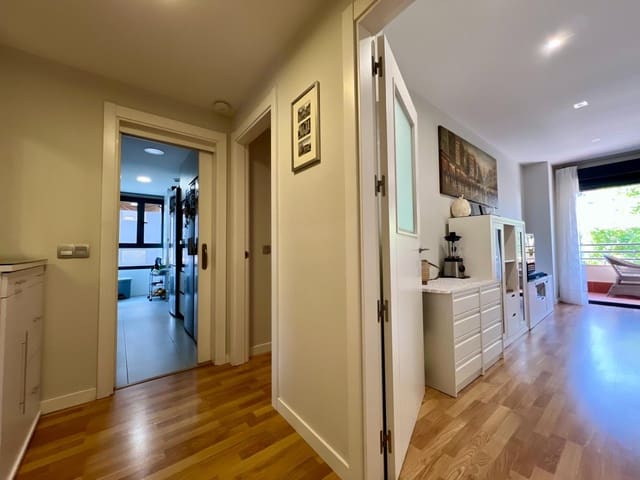 6 camera da letto Appartamento in vendita in Cordova città con piscina garage - 590.000 € (Rif: 9359857)