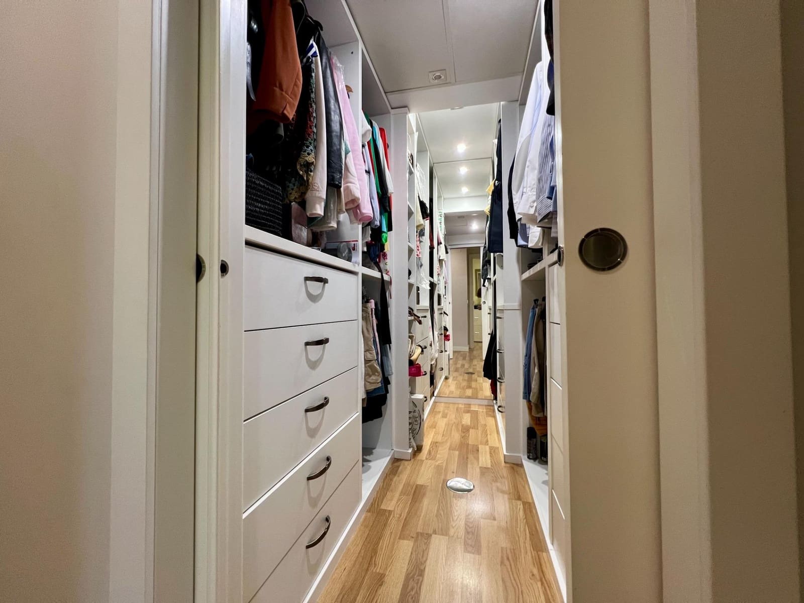 6 camera da letto Appartamento in vendita in Cordova citta con piscina garage - 590.000 € (Rif: 9359857)