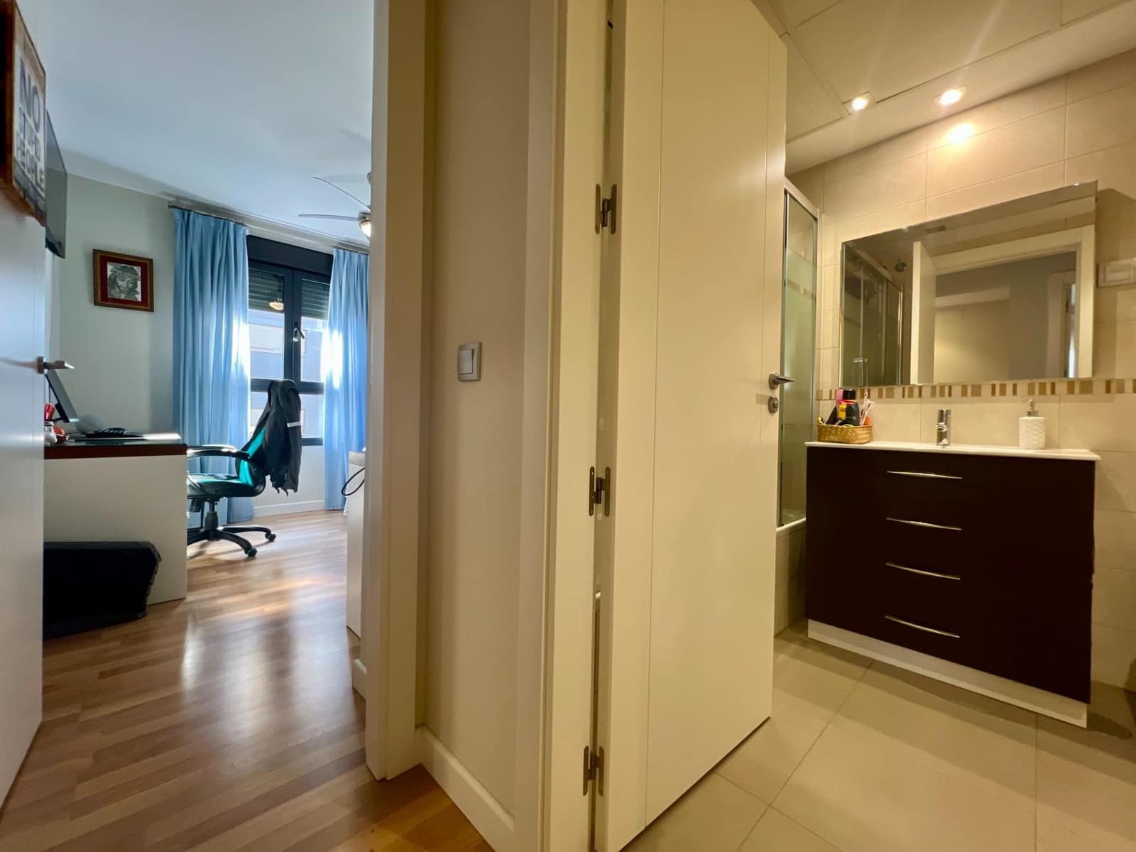 6 camera da letto Appartamento in vendita in Cordova citta con piscina garage - 590.000 € (Rif: 9359857)