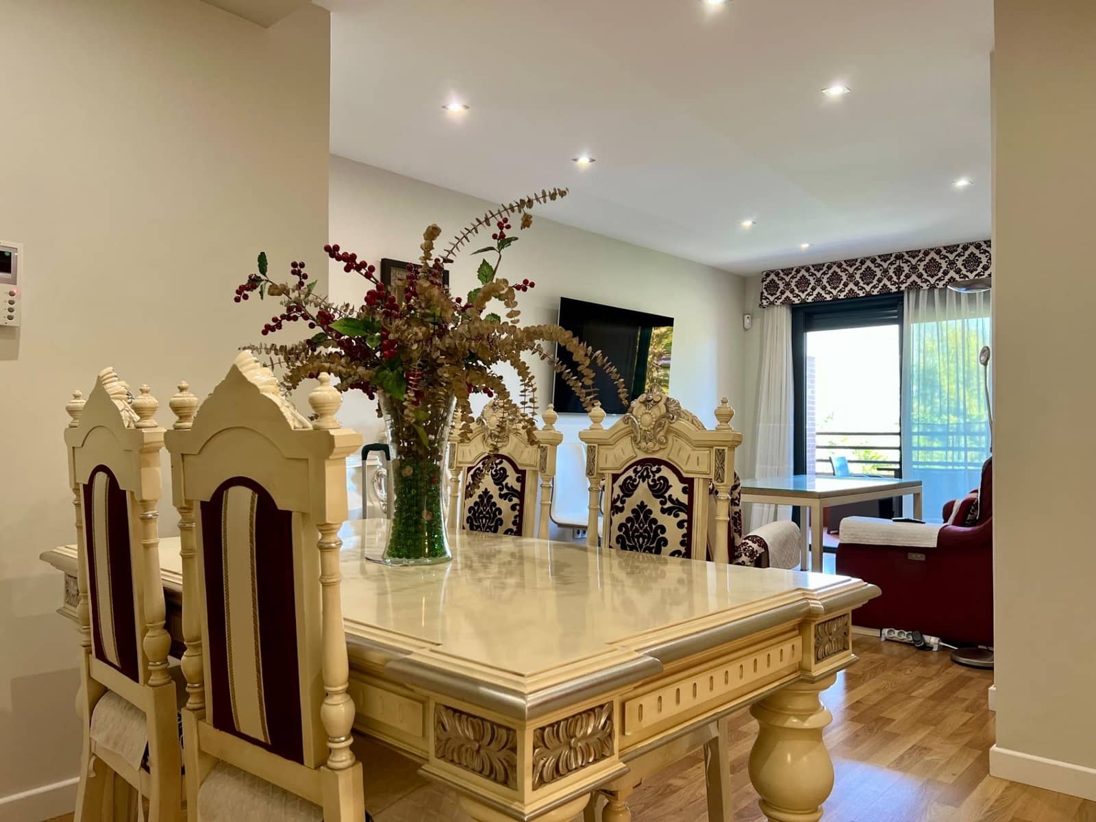 6 camera da letto Appartamento in vendita in Cordova citta con piscina garage - 590.000 € (Rif: 9359857)